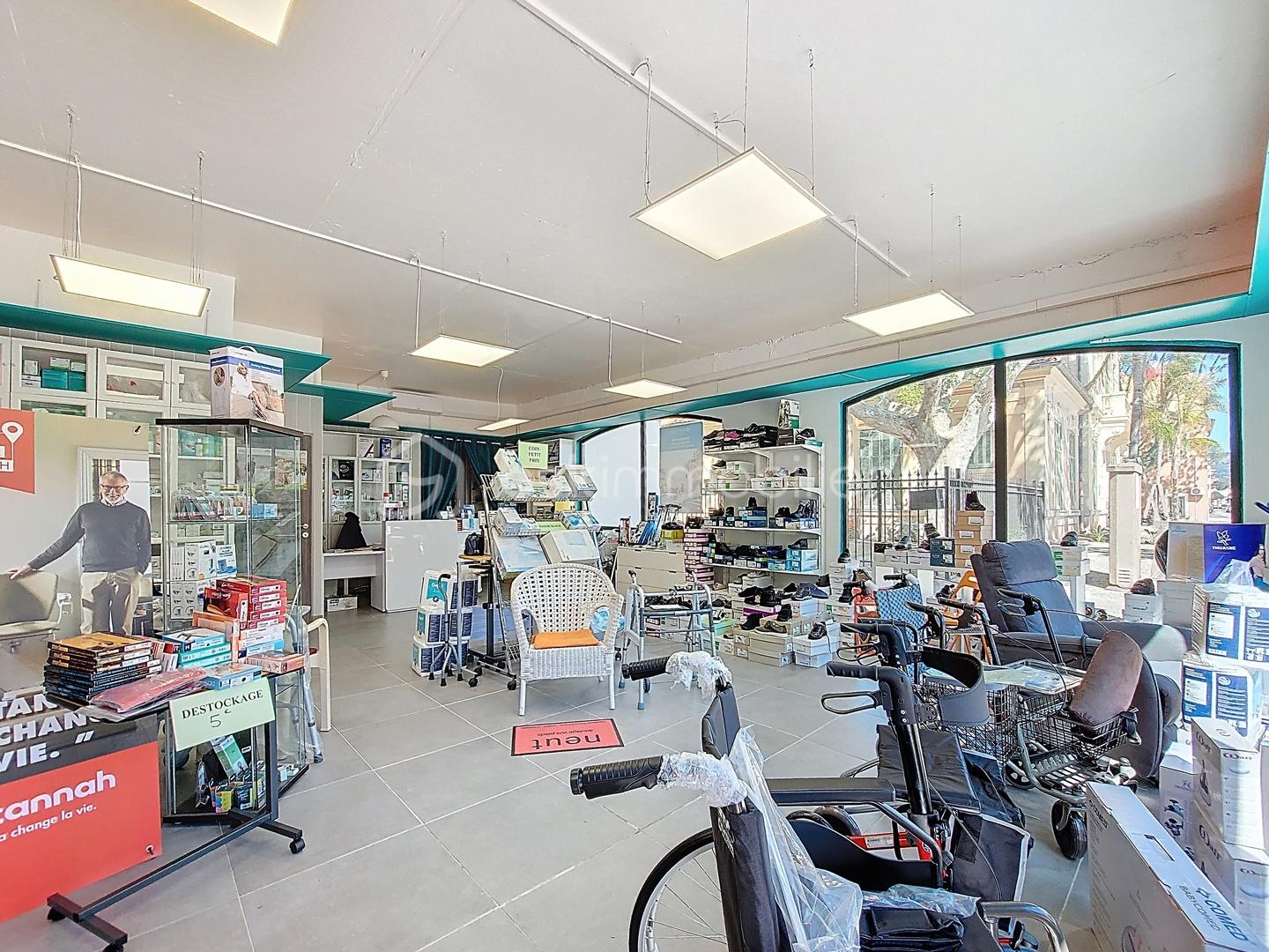 Local commercial de 80 m²