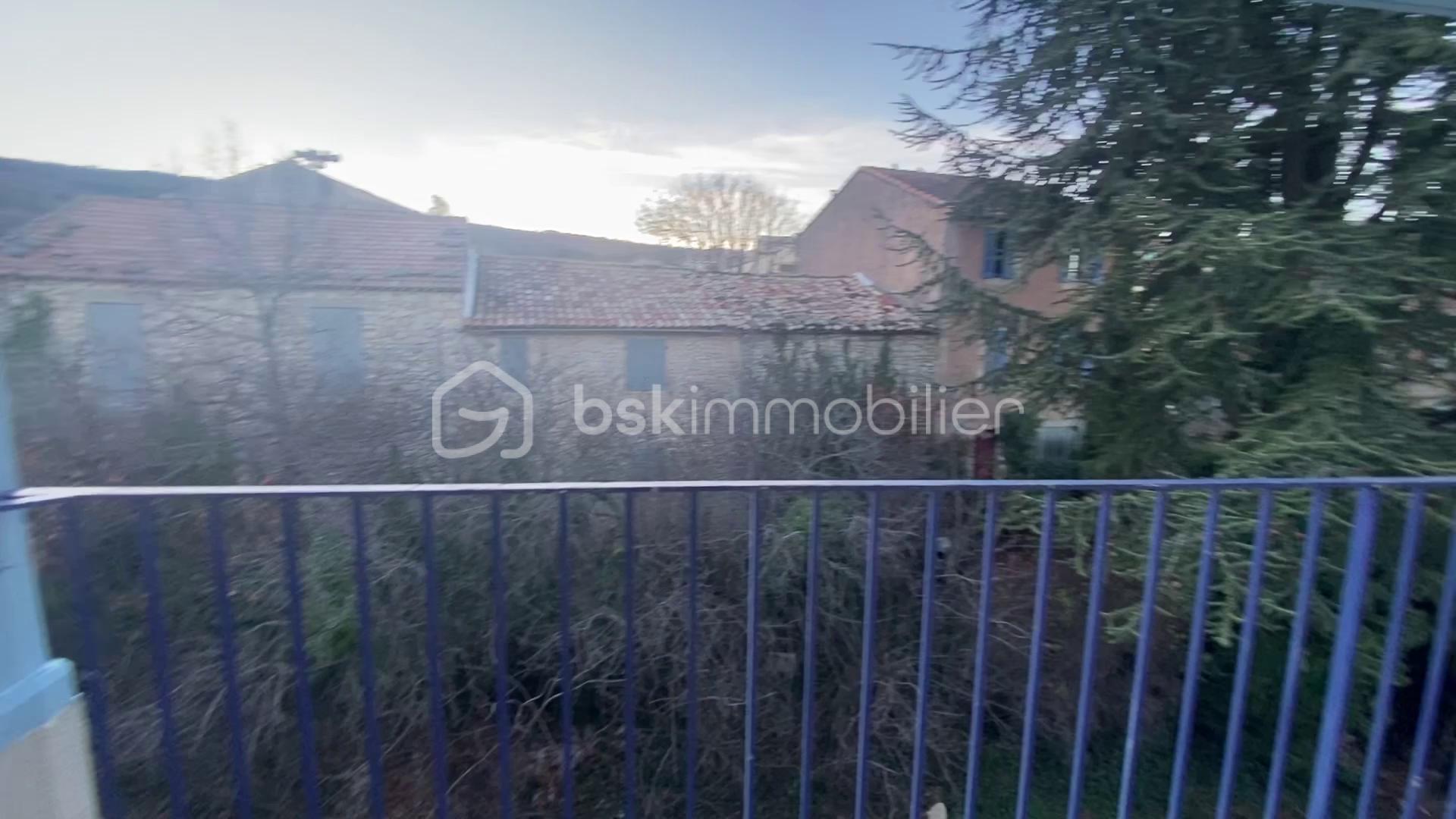 Appartement de 76 m² - vlcsnap-2025-12-03-19h41m53s256.png