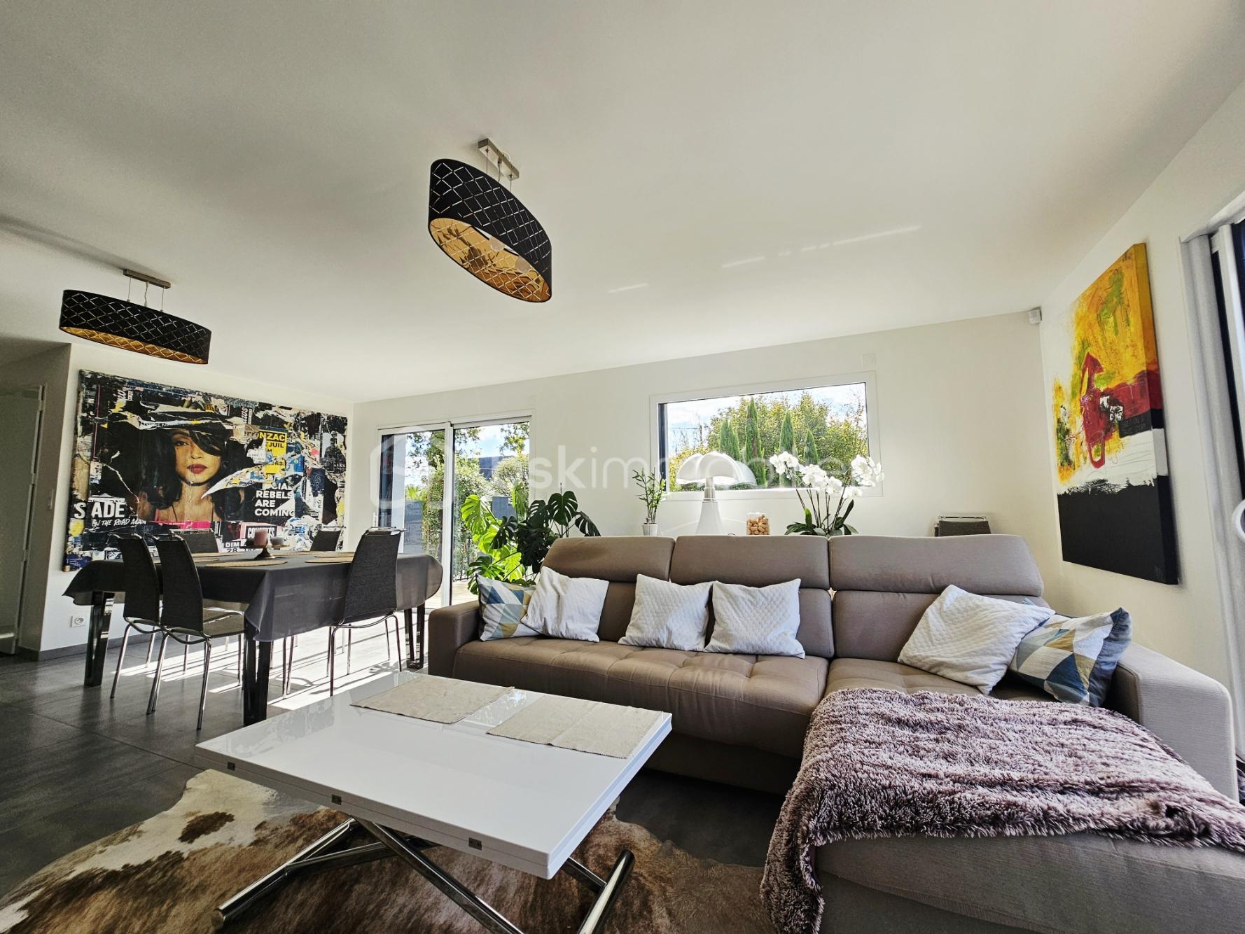 Maison contemporaine de 162 m² - Salon3.jpg