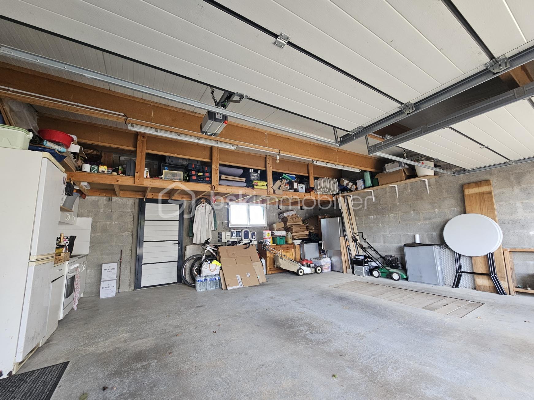 Maison contemporaine de 162 m² - Garage1.jpg