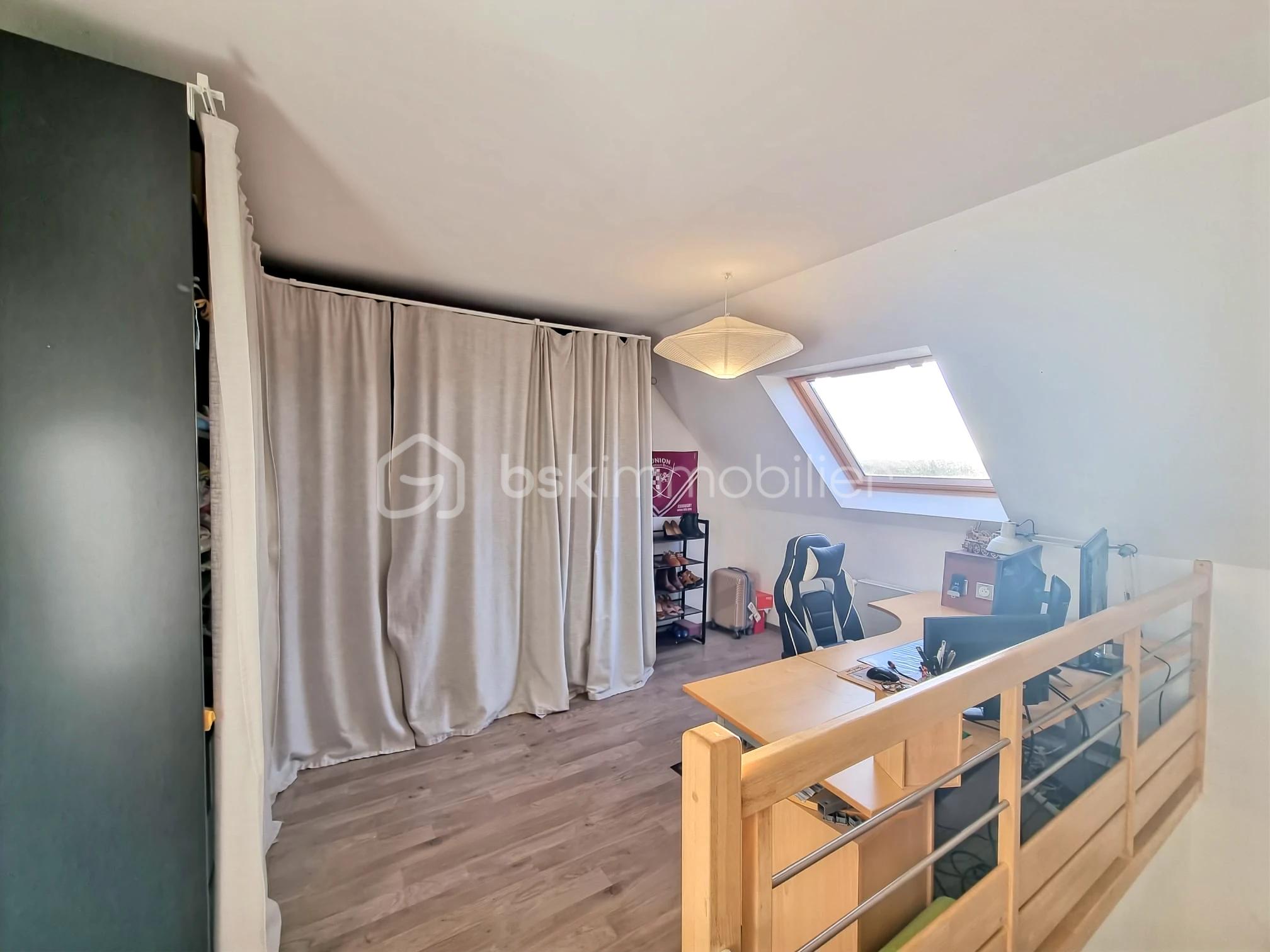 Maison de 100 m² - 76fed6fe-f93b-4562-846d-ce7879f71219.jpg