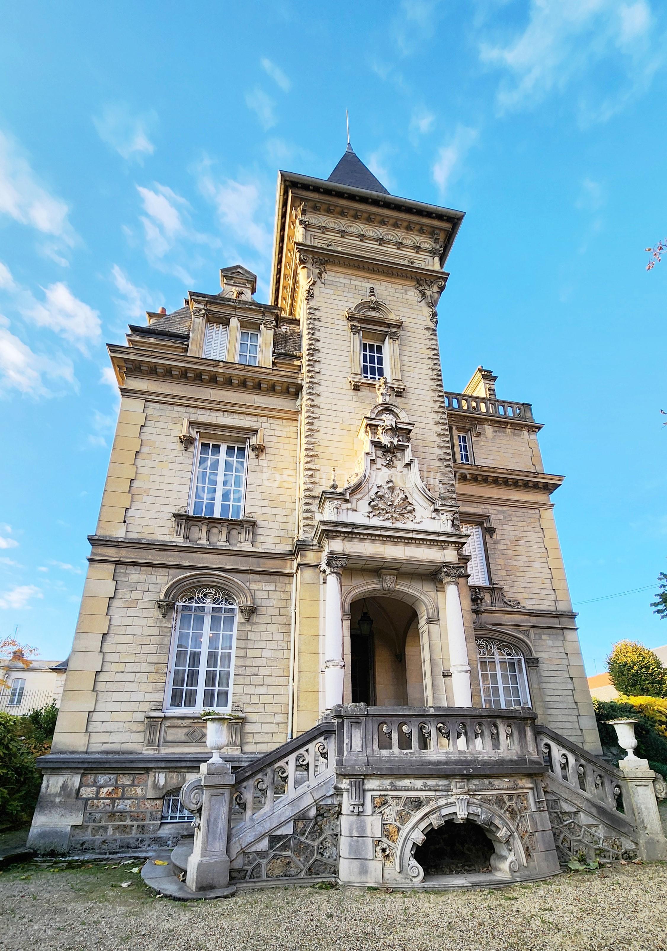 Maison de maitre de 470 m² - 20241112_155931.jpg