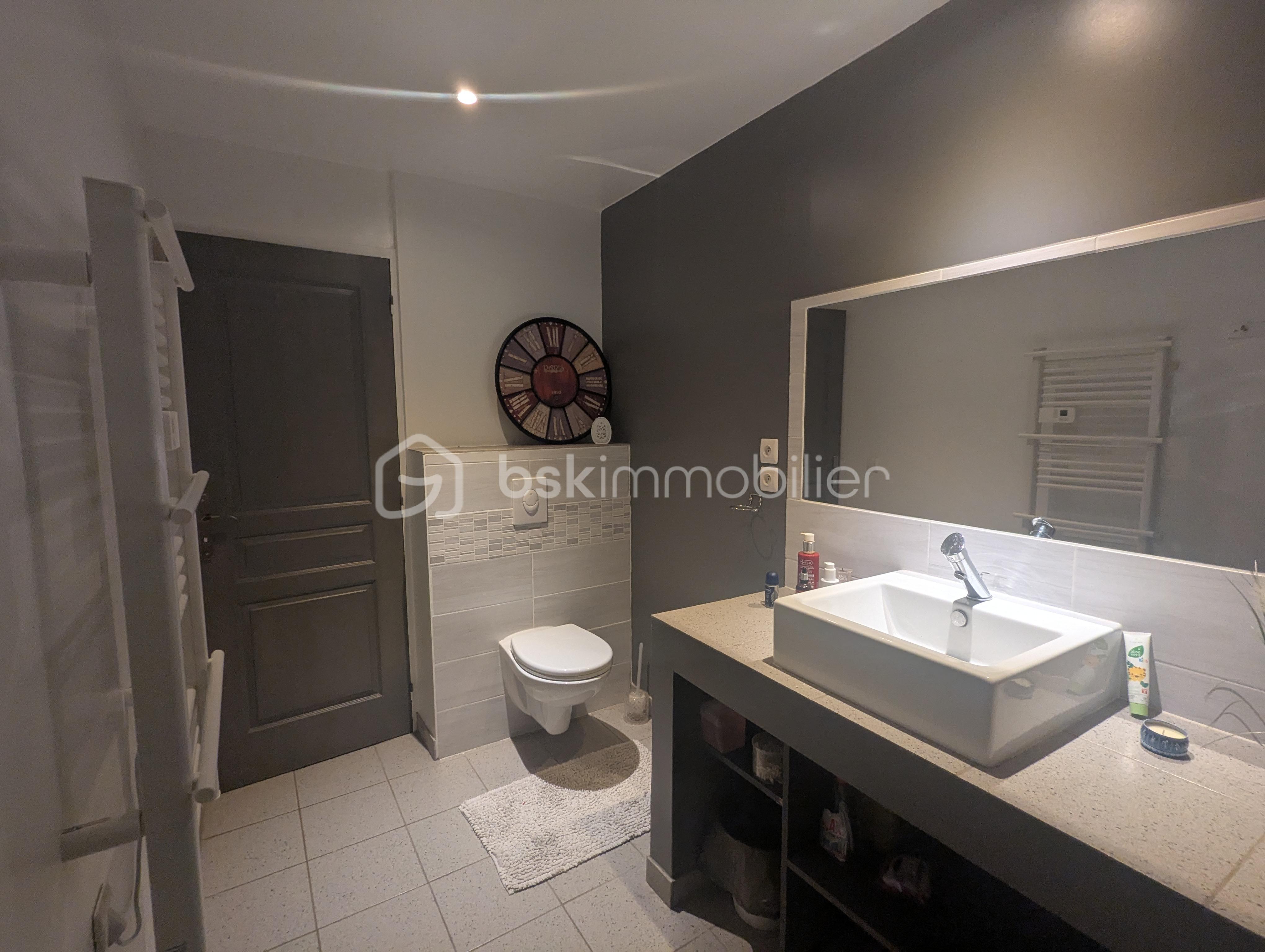 Maison de 202 m² - PXL_20250910_140237245.jpg