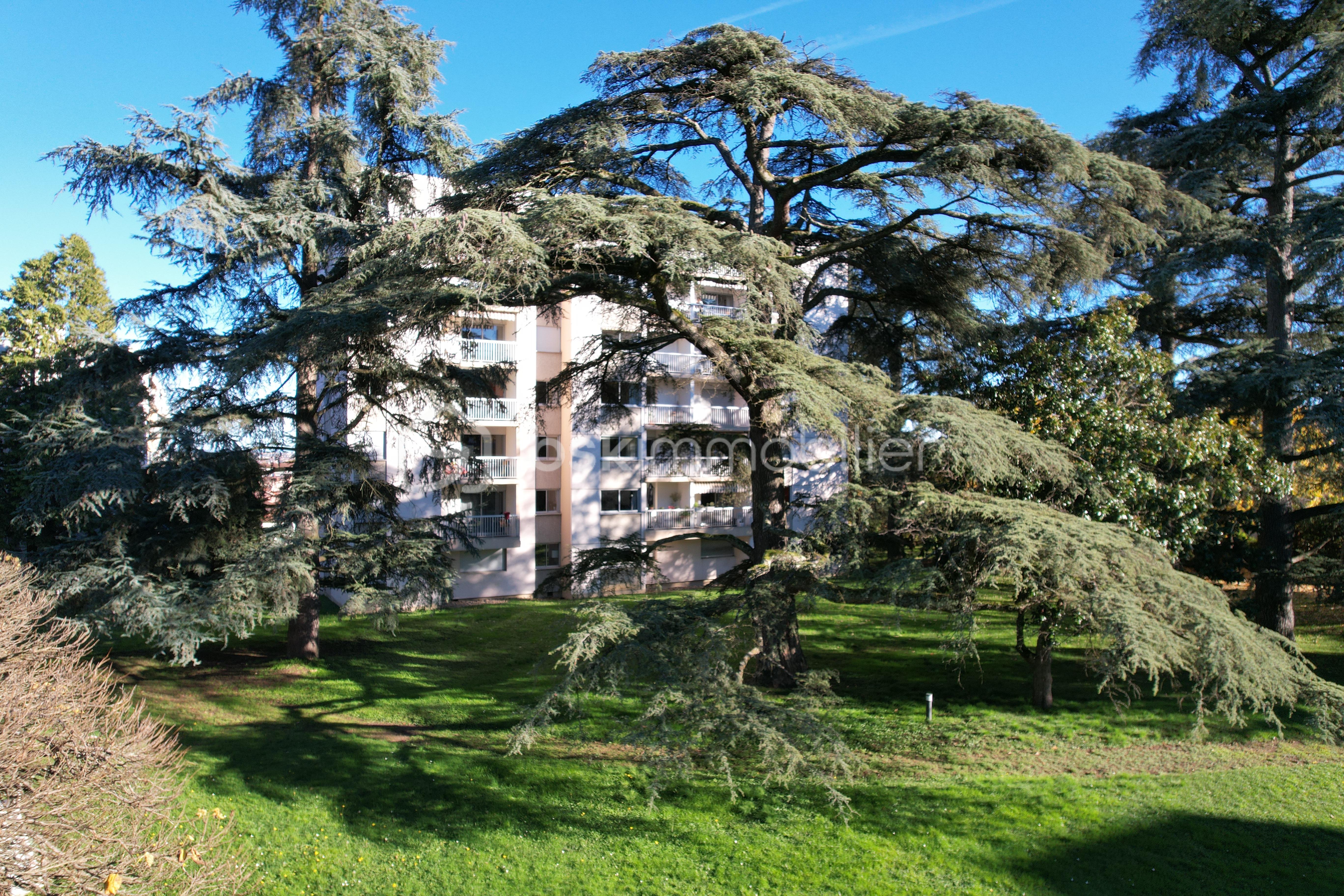 Exterieur T2 Villefranche.JPG