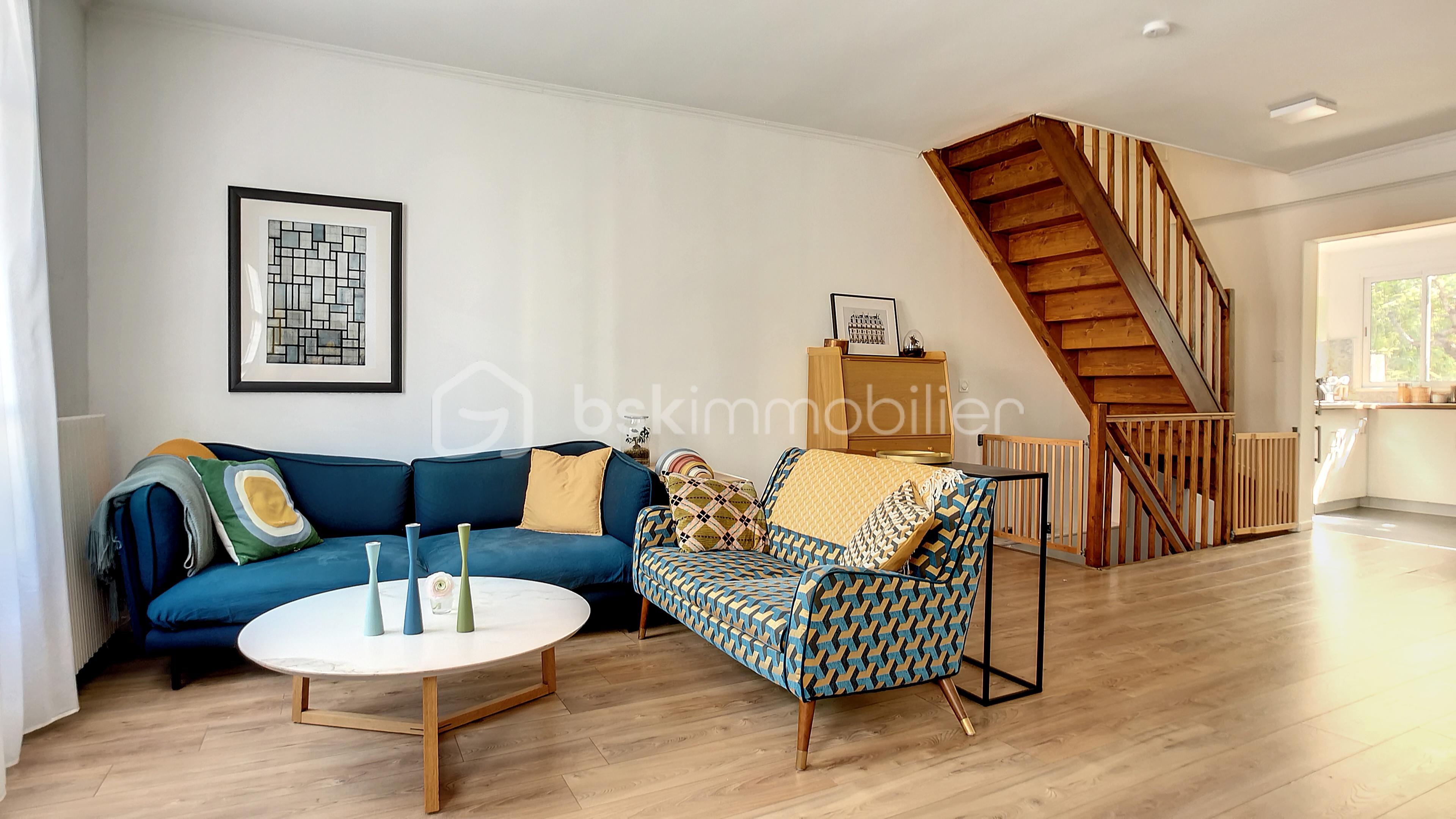 Maison de 105 m² - 2-Séjour1.jpg