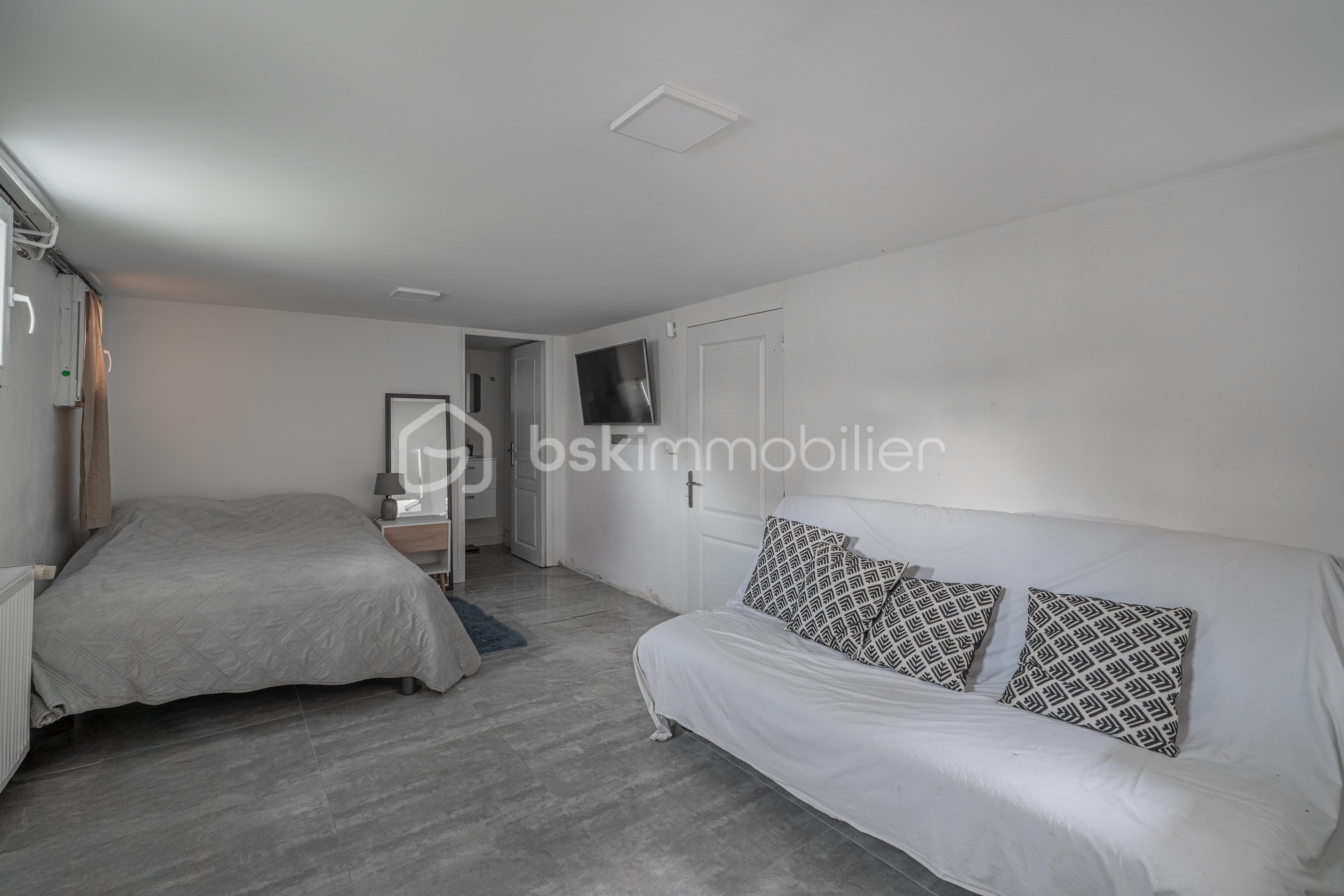 Villa de 100 m² - A7404770-HDR-Modifier copie.jpg