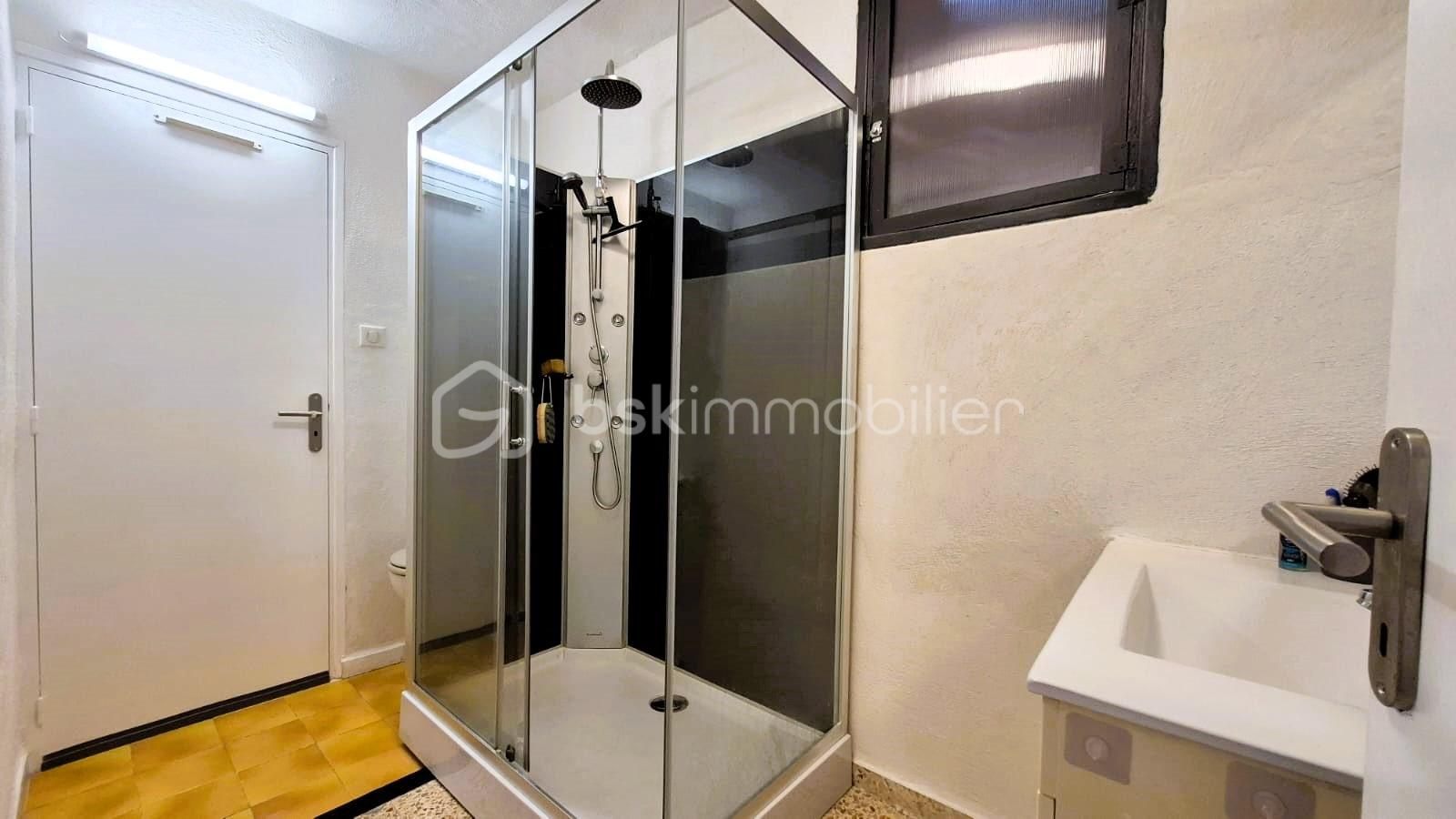 Maison de village de 73 m² - IMG-20250922-WA0016-min.jpg