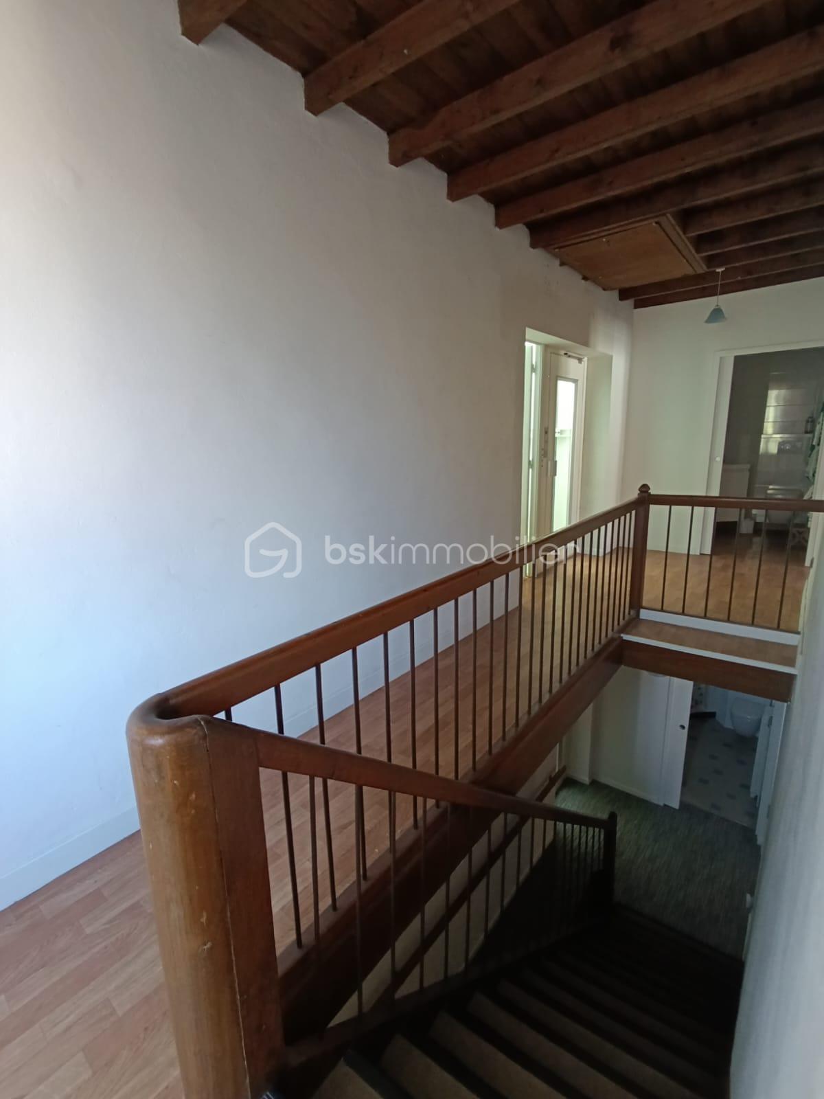 Maison de 303 m² - DTJJ8510.JPG
