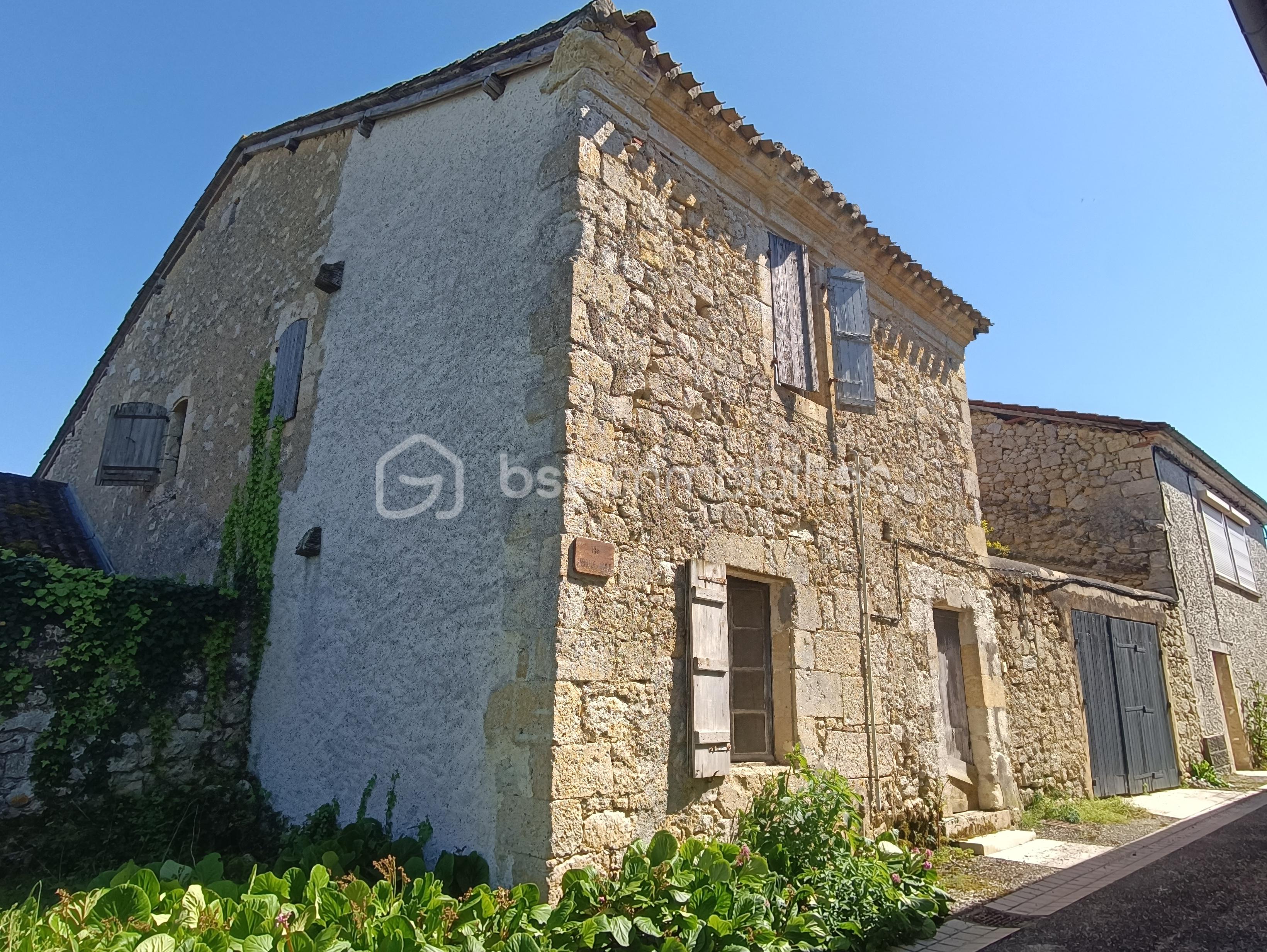 Maison ancienne de 130 m² - 1000136028.jpg