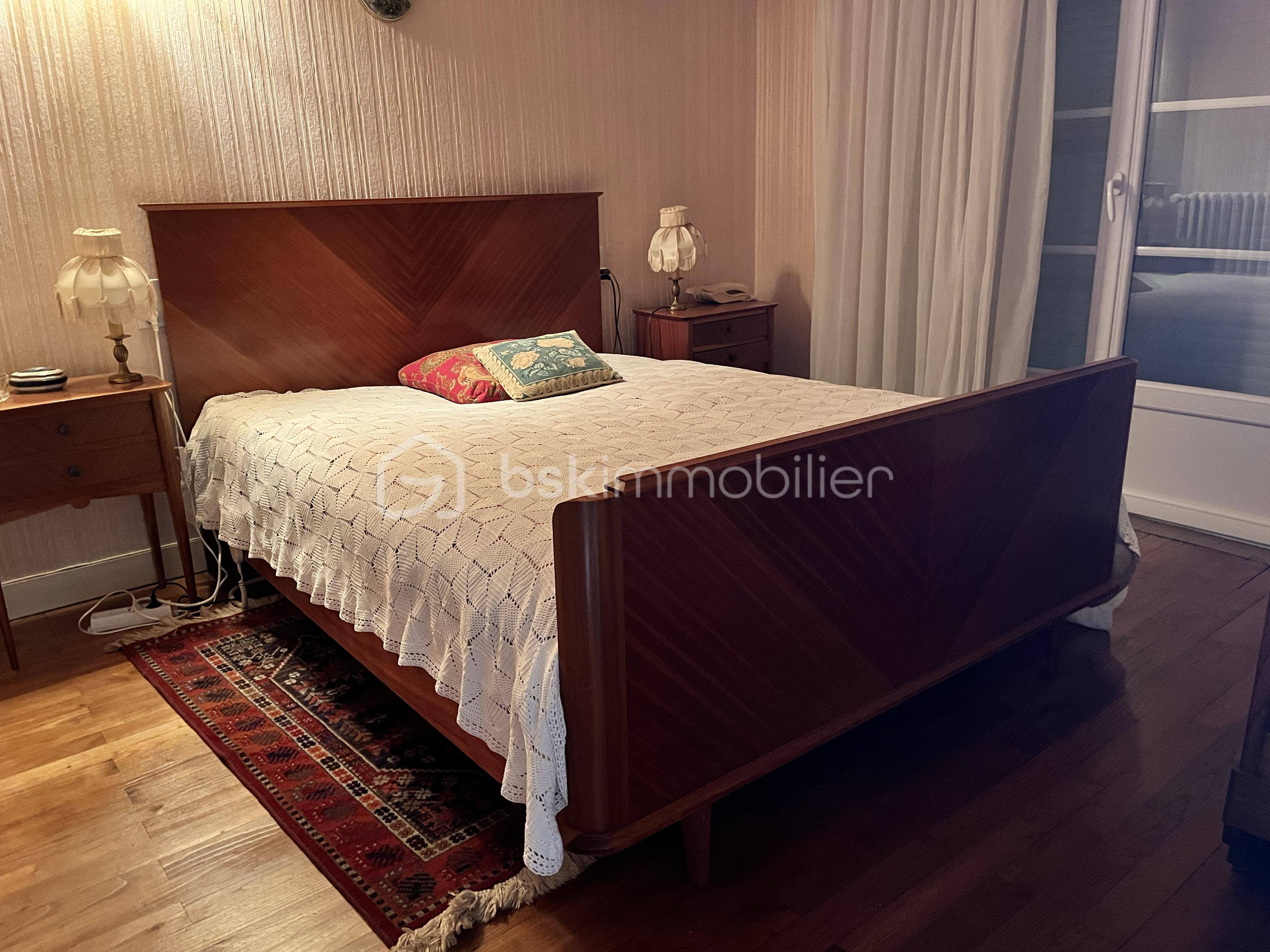 Maison de ville de 150 m² - tempImagei7DMad.png