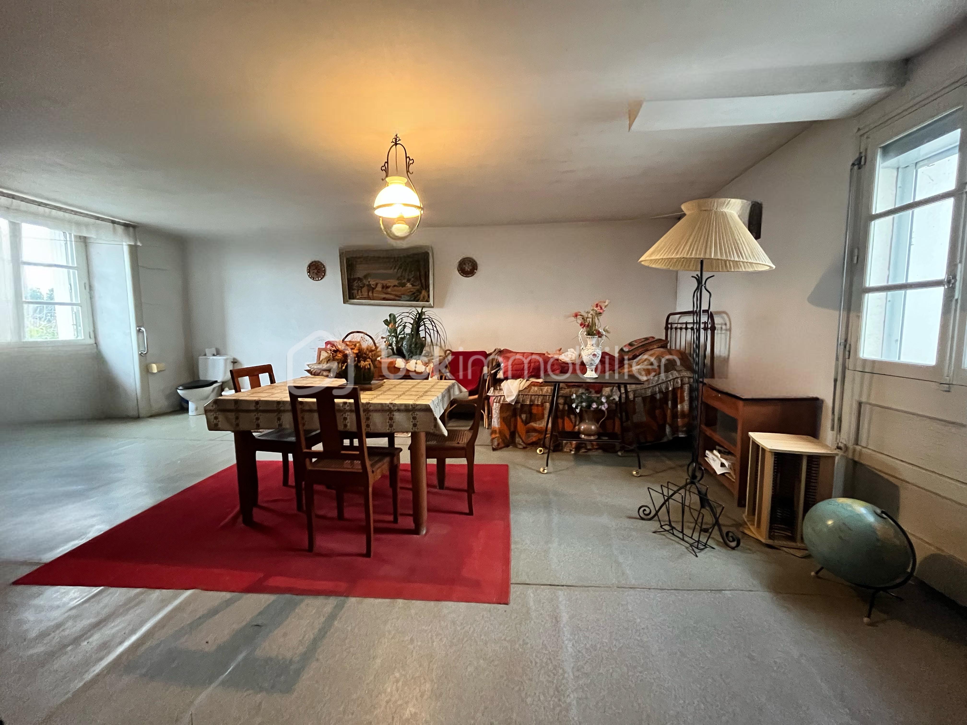 Maison de ville de 150 m² - snapedit_1765456439853.jpg