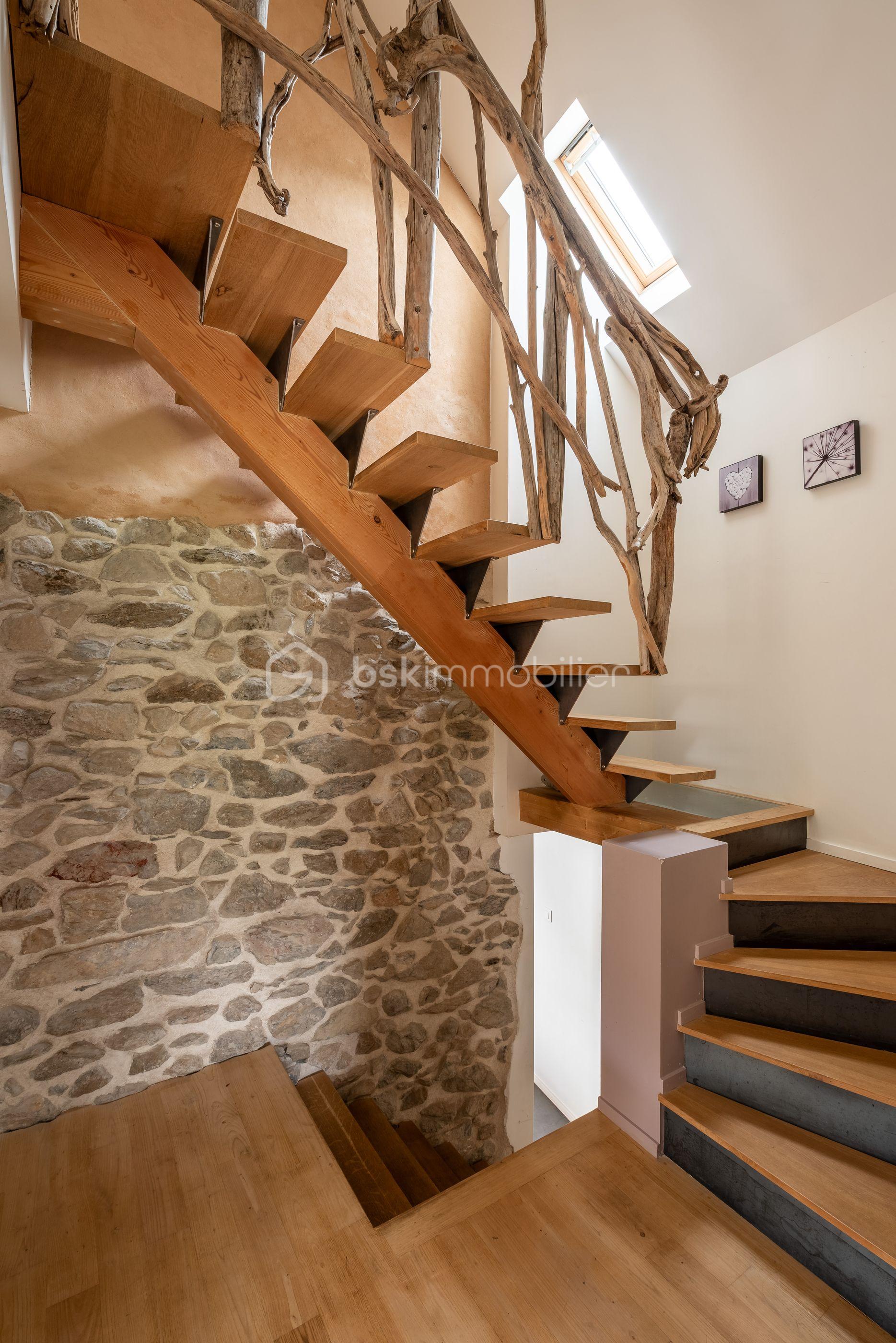 Maison en pierre de 203 m² - Creys-23.jpg