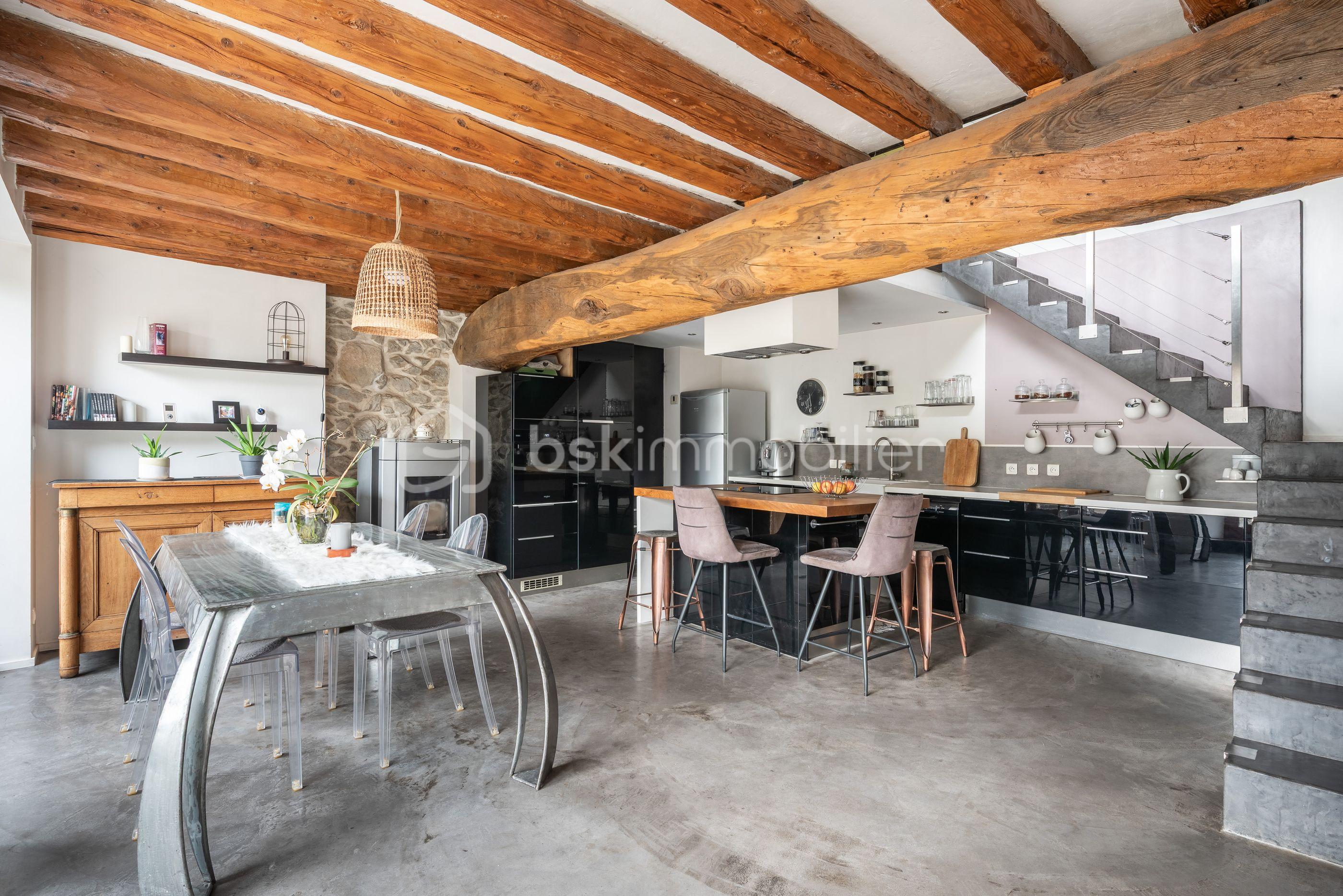 Maison en pierre de 203 m² - Creys-15.jpg