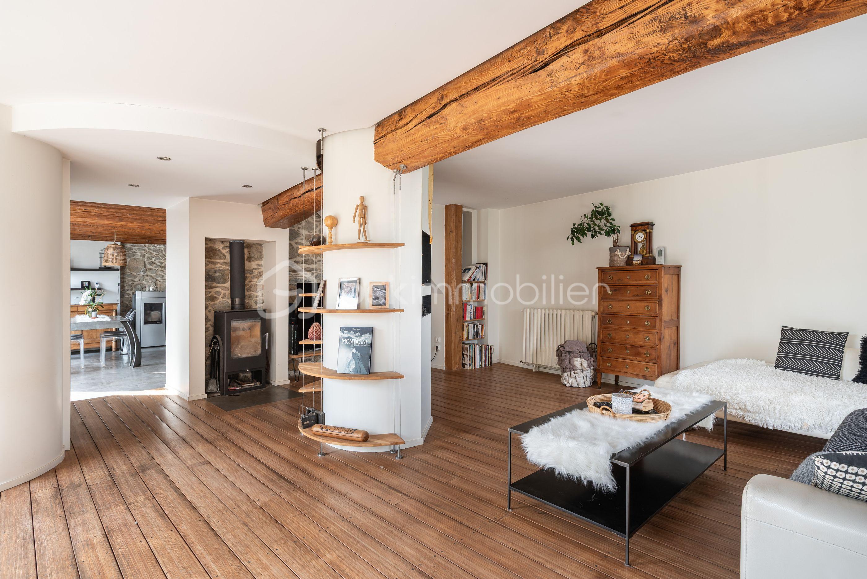 Maison en pierre de 203 m² - Creys-13.jpg