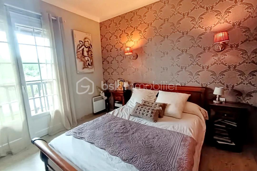 Maison de 180 m² - hoqi-844cb238df5a4aad886a901cdf8c78ba.jpg