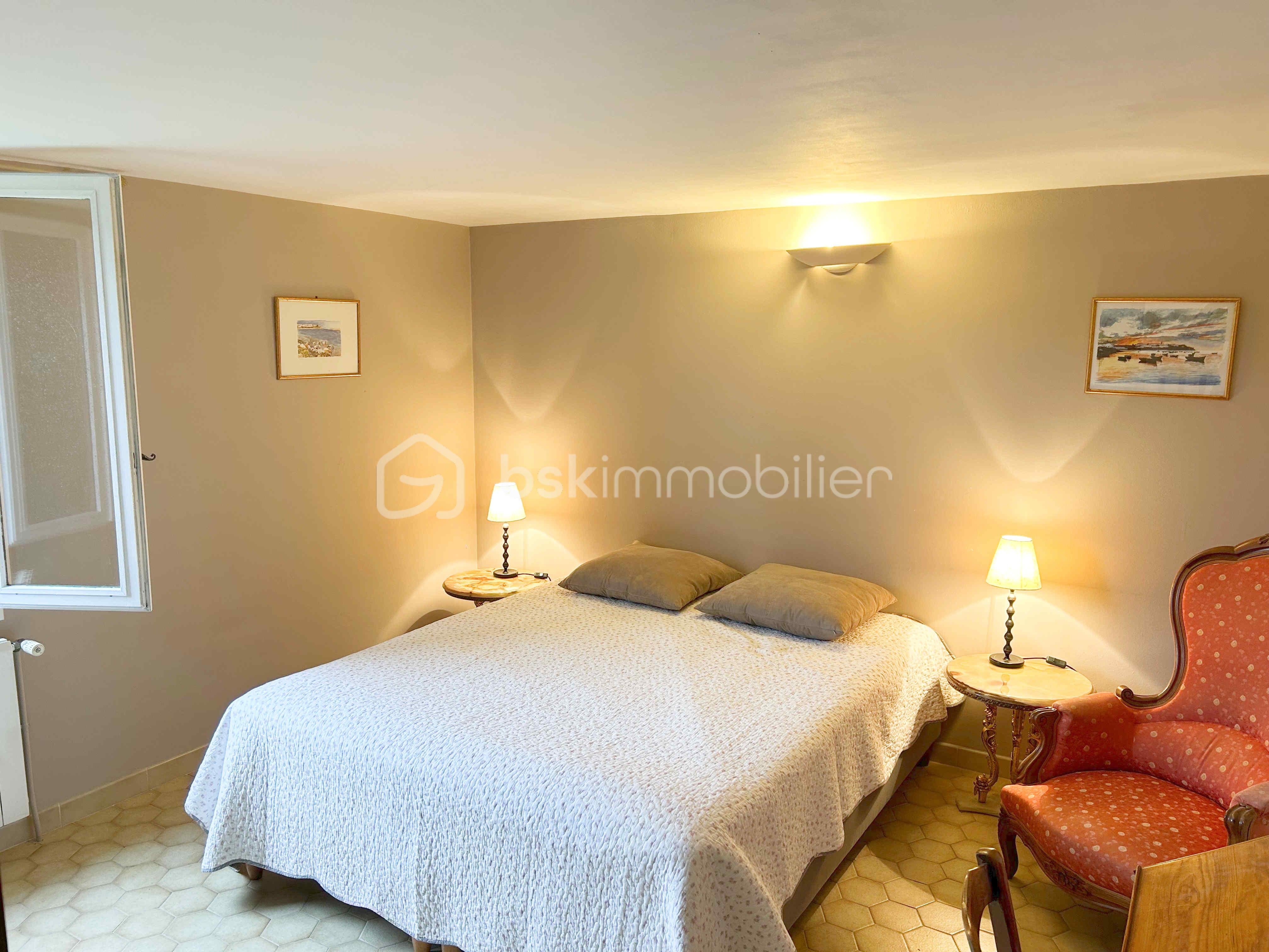 chambre-principale-maison-lorgues.jpg