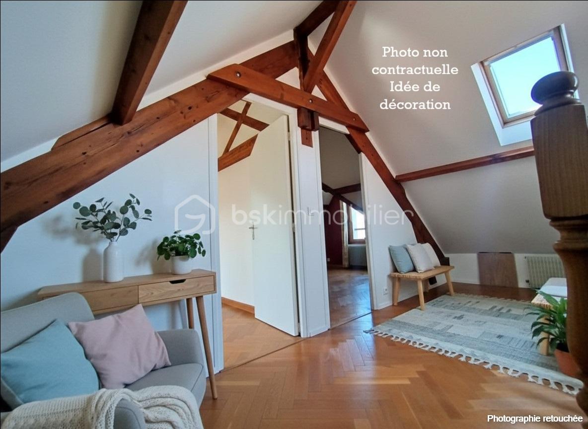 Maison ancienne de 105 m² - ia palier.jpg