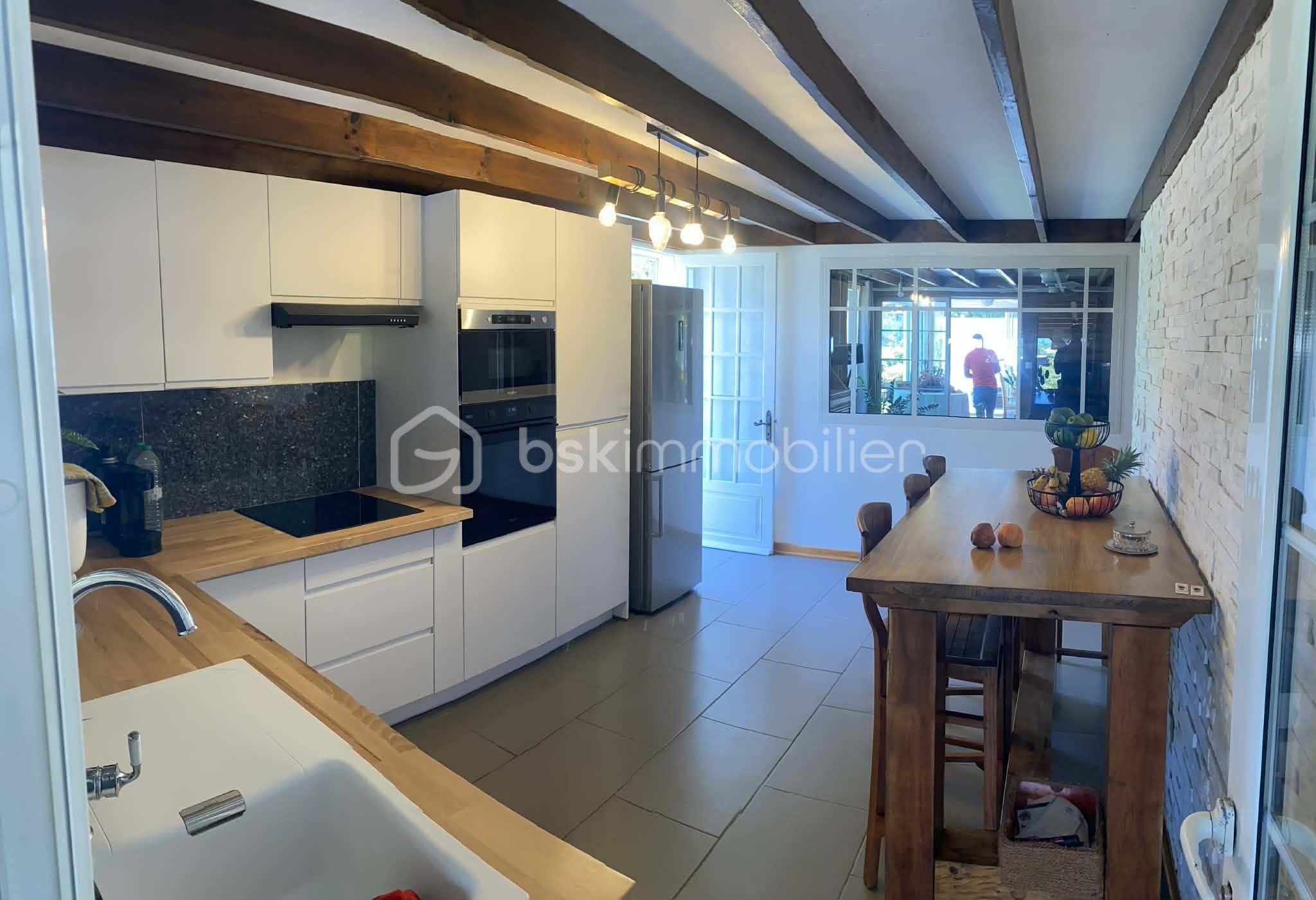 Maison contemporaine de 650 m² - f1634bc3-30ab-455a-9e7b-25627607ccec.jpg