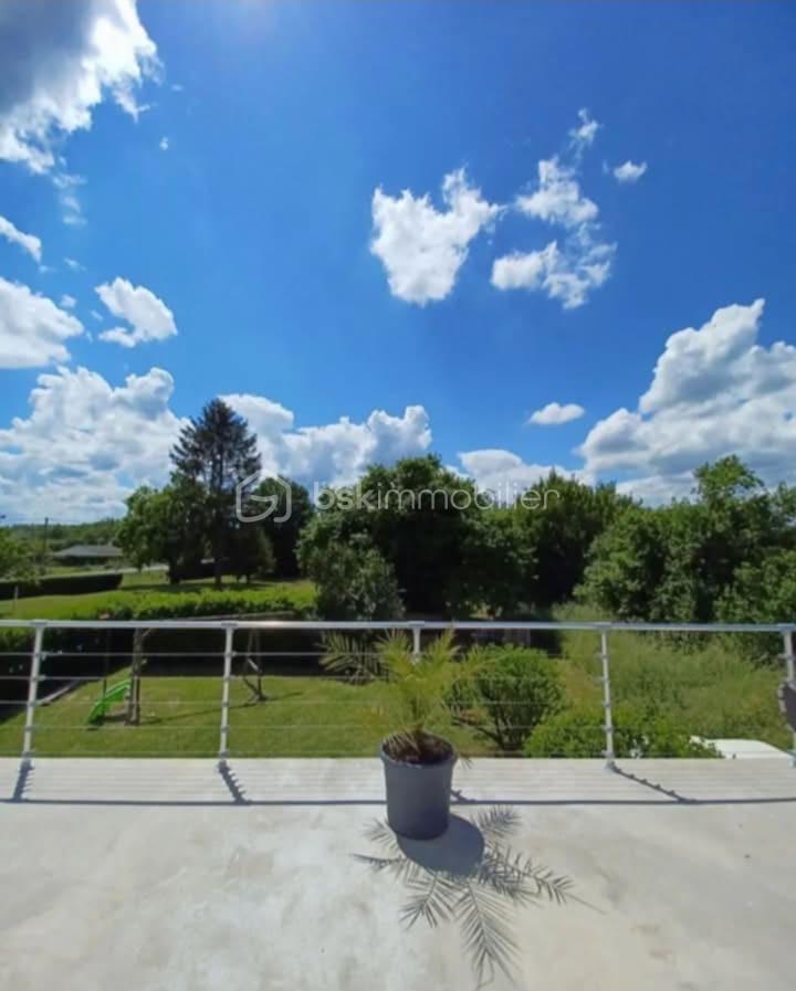 Maison de 92 m² - 0133986d-b4b9-4c4f-8851-2f4b2ae4bd0d.JPG