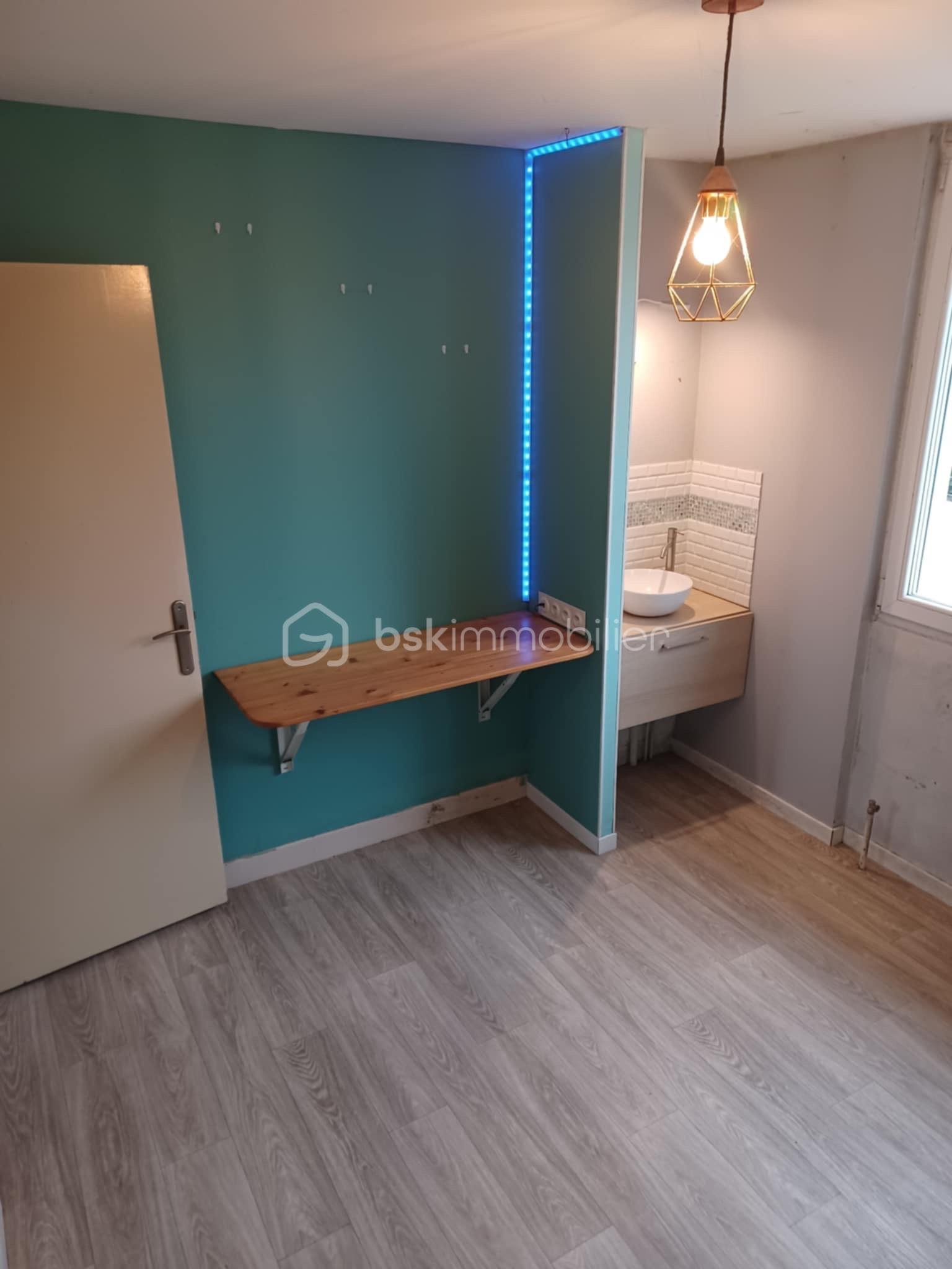 Maison de 92 m² - fc17135c-e84f-4c12-9e35-57f0008c67b1.JPG