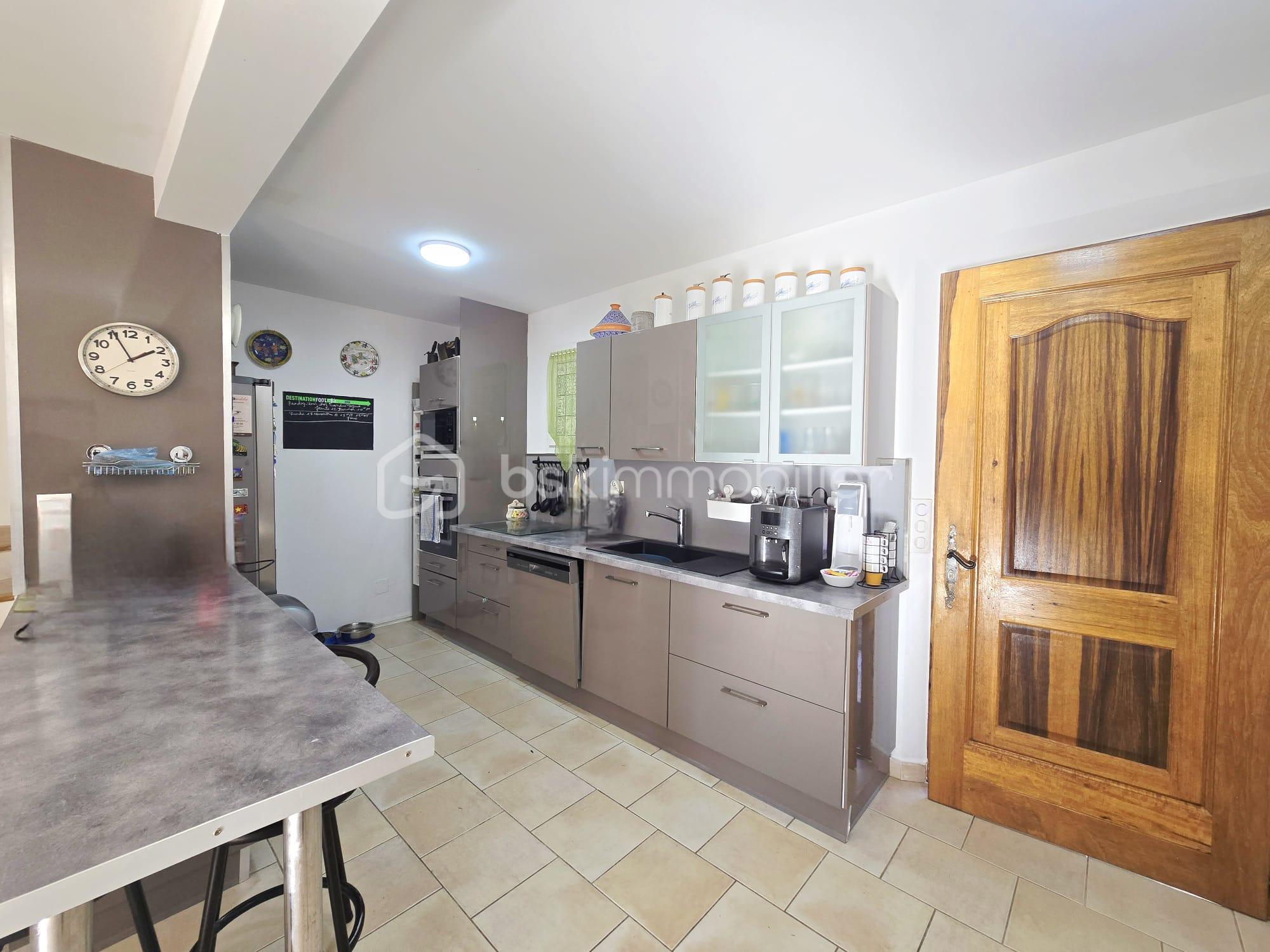 Maison jumelee de 92,39 m² - PHOTO-2025-11-13-18-30-59_3.jpg