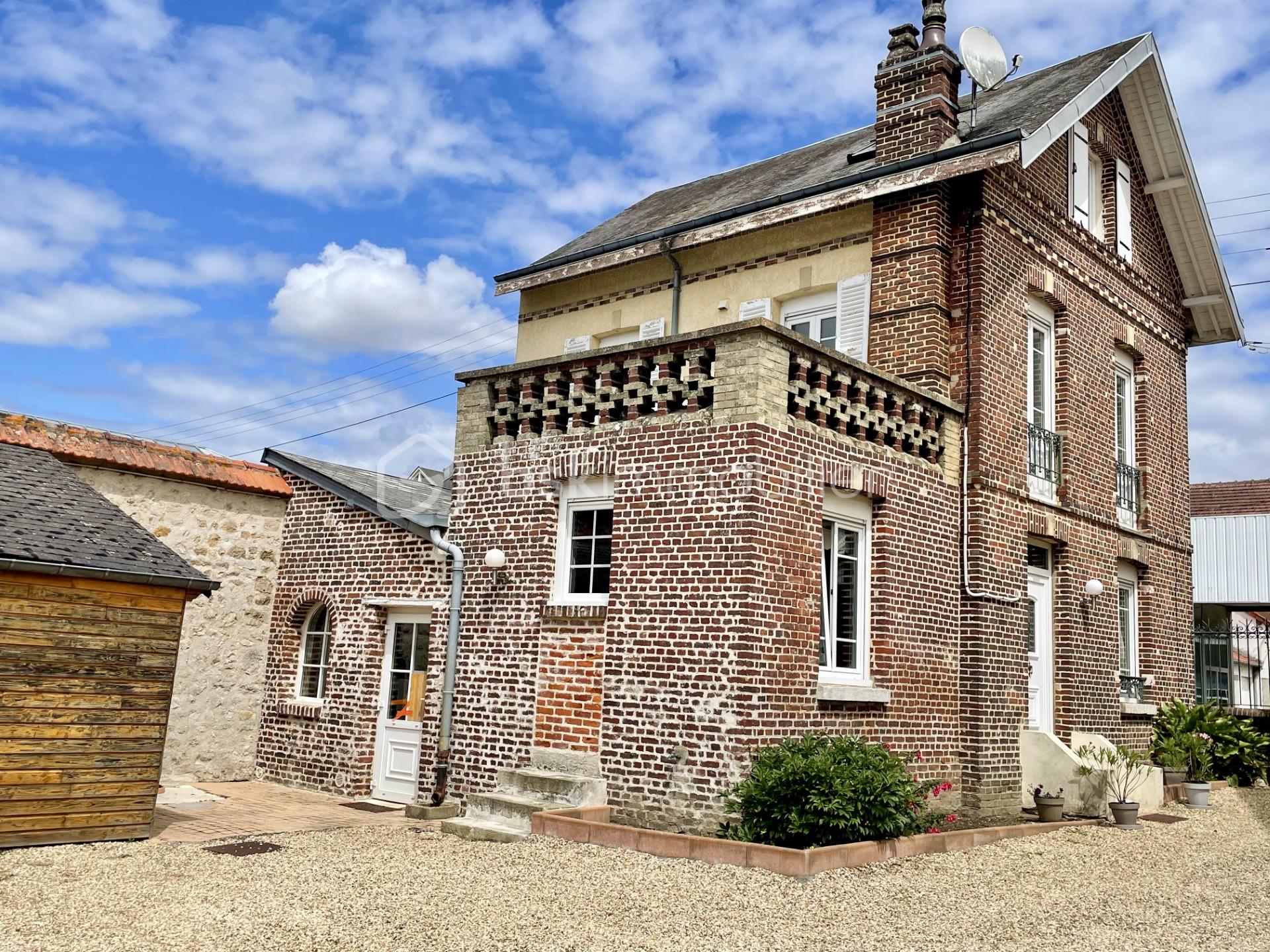 Maison de maitre de 135 m² - thumbnail_IMG_3093.jpg
