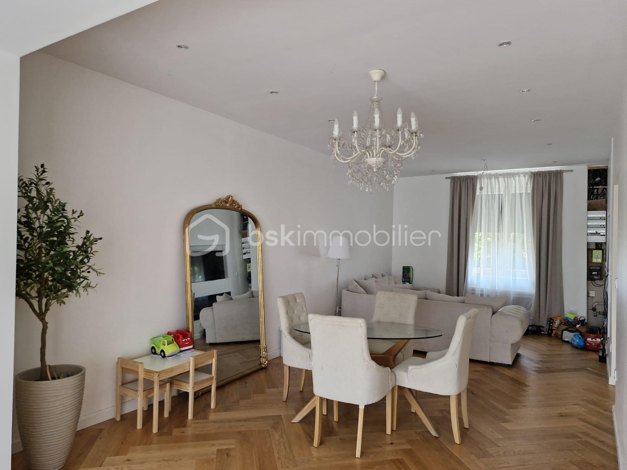 Maison de 88 m² - corinne bruno bsk wattrelos séjour2.jpg