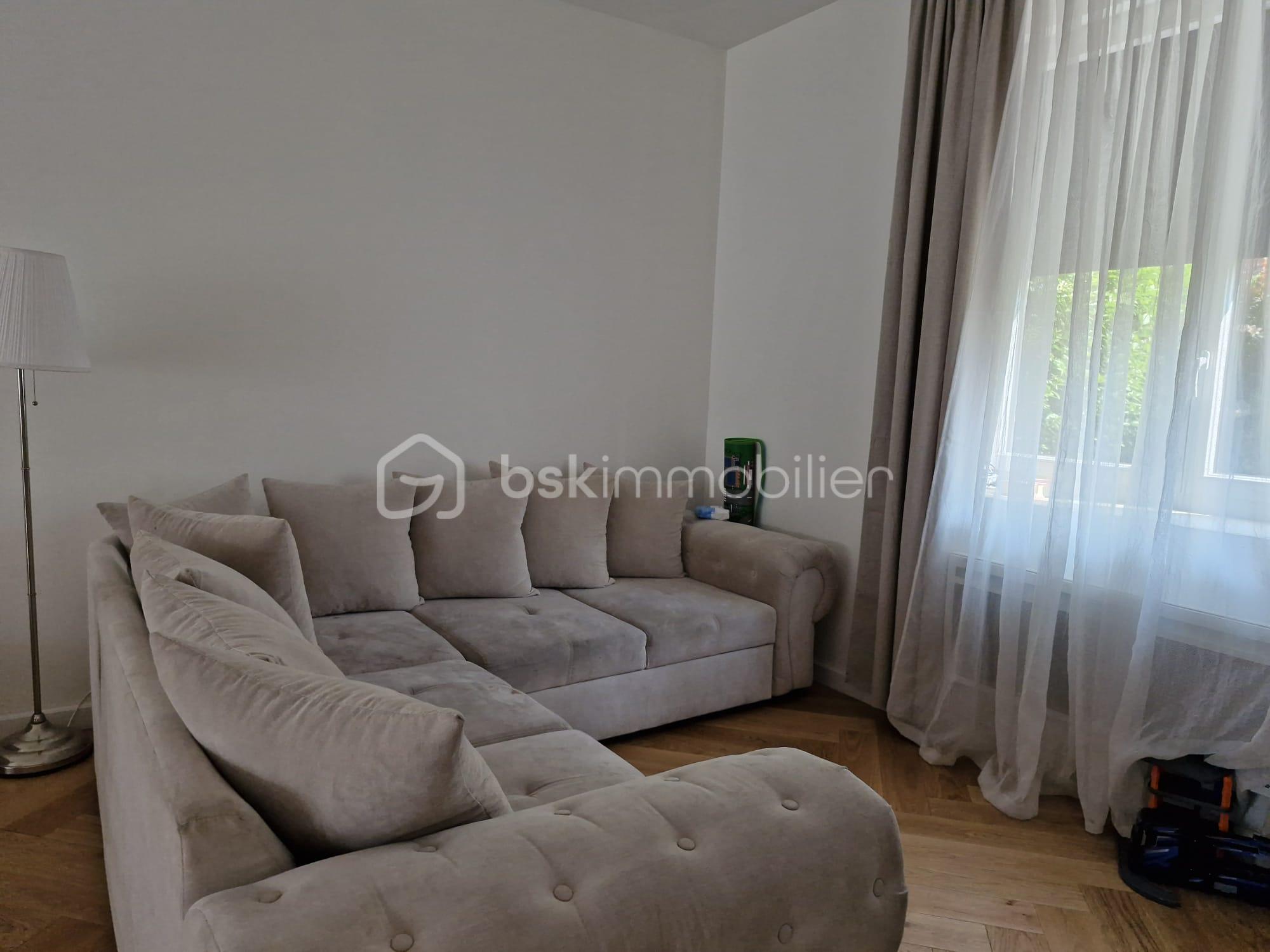 Maison de 88 m² - corinne bruno bsk wattrelos salon.jpg