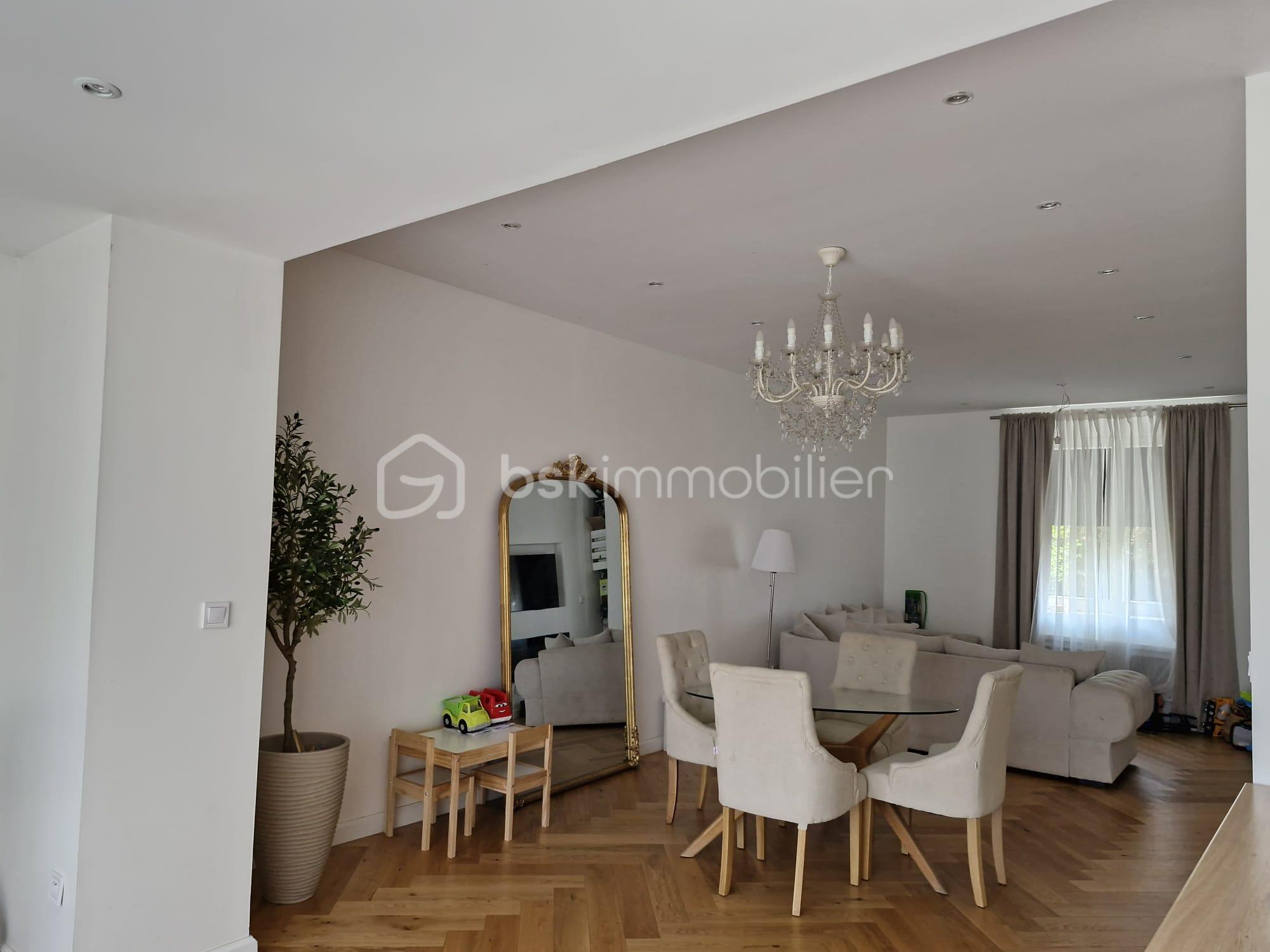 Maison de 88 m² - corinne bruno bsk wattrelos séjour1.jpg