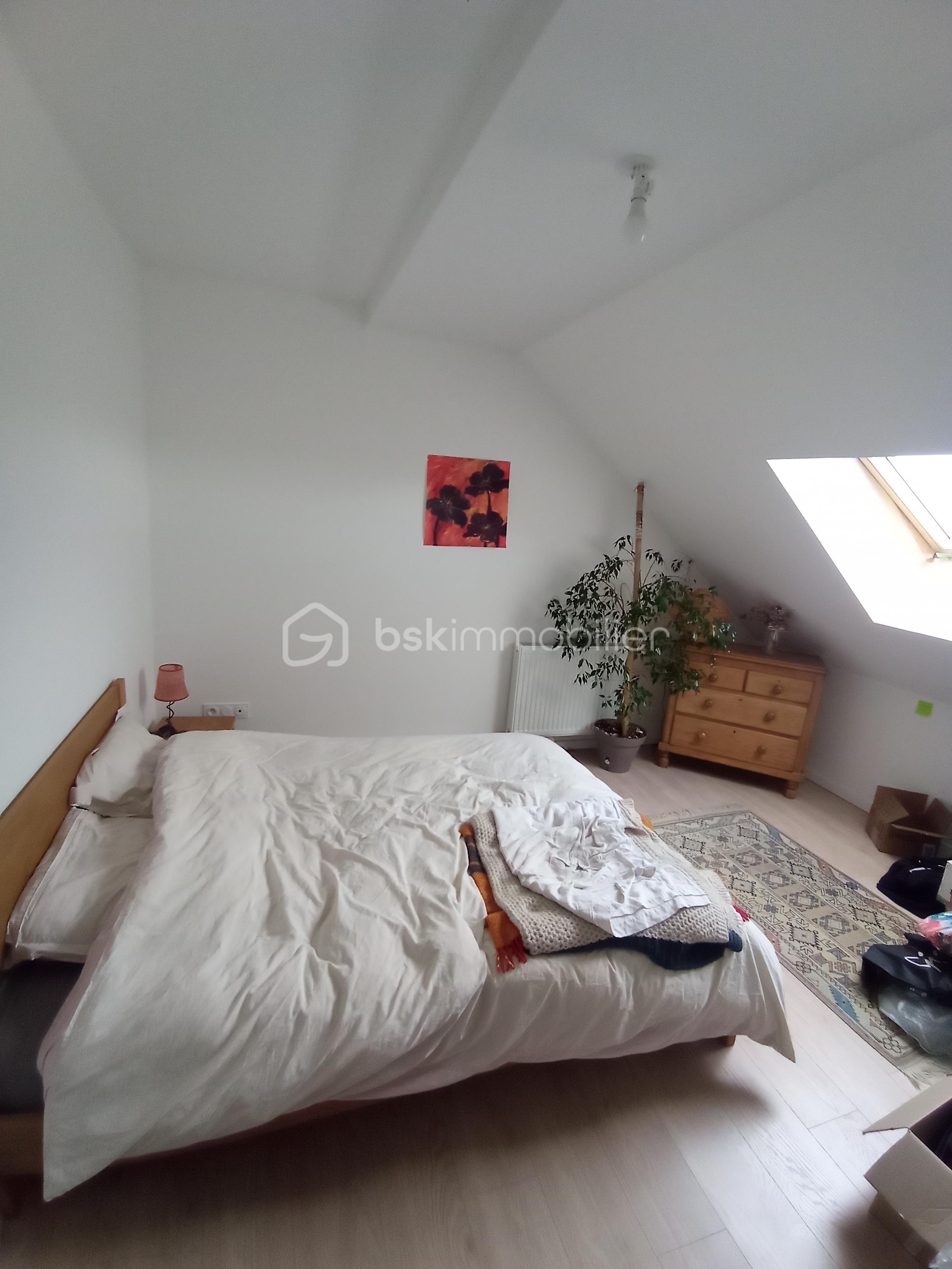 Appartement de 86 m² - PIREY T5 12.jpg