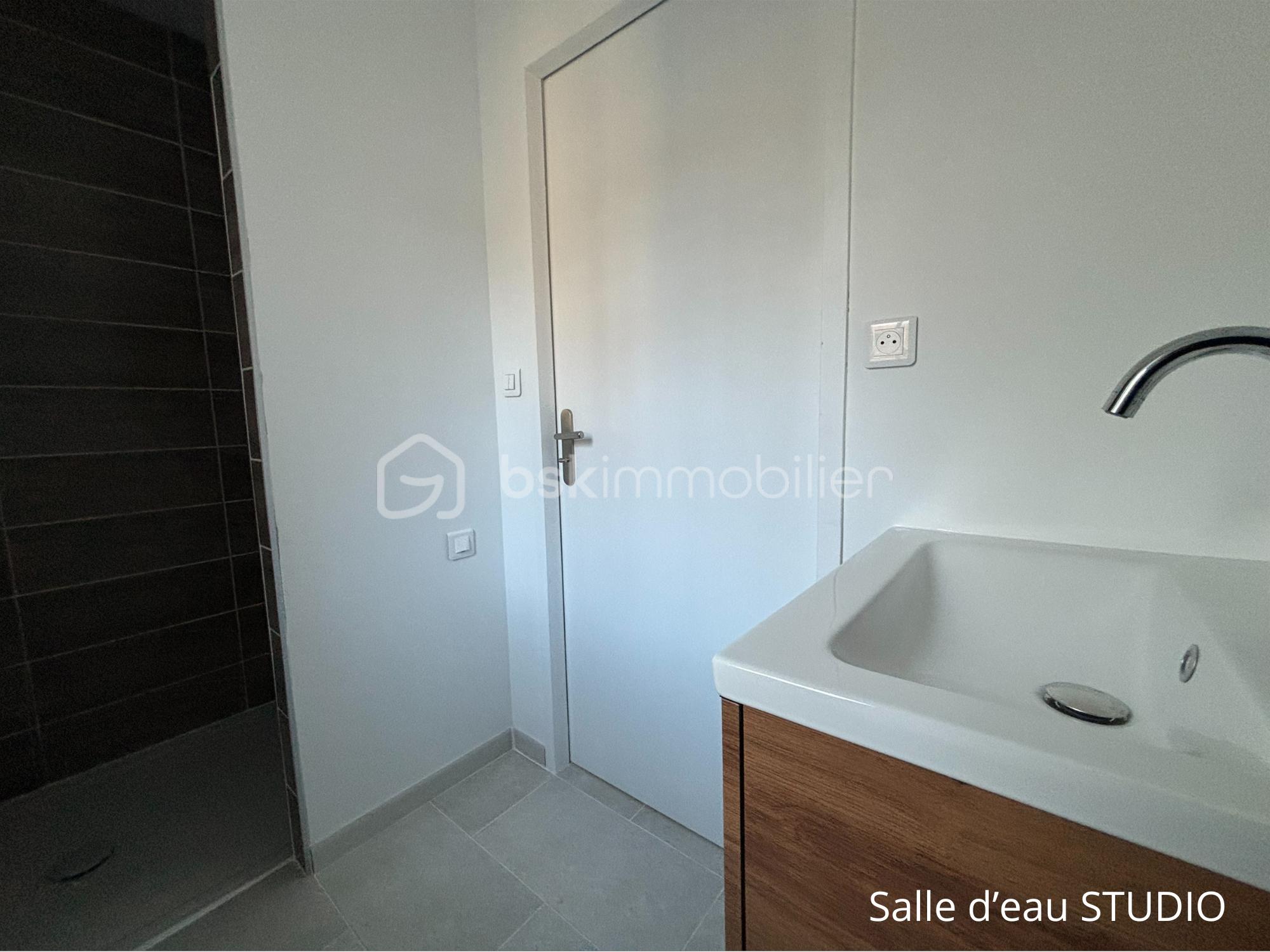 Noëmie Brégeon (2).png