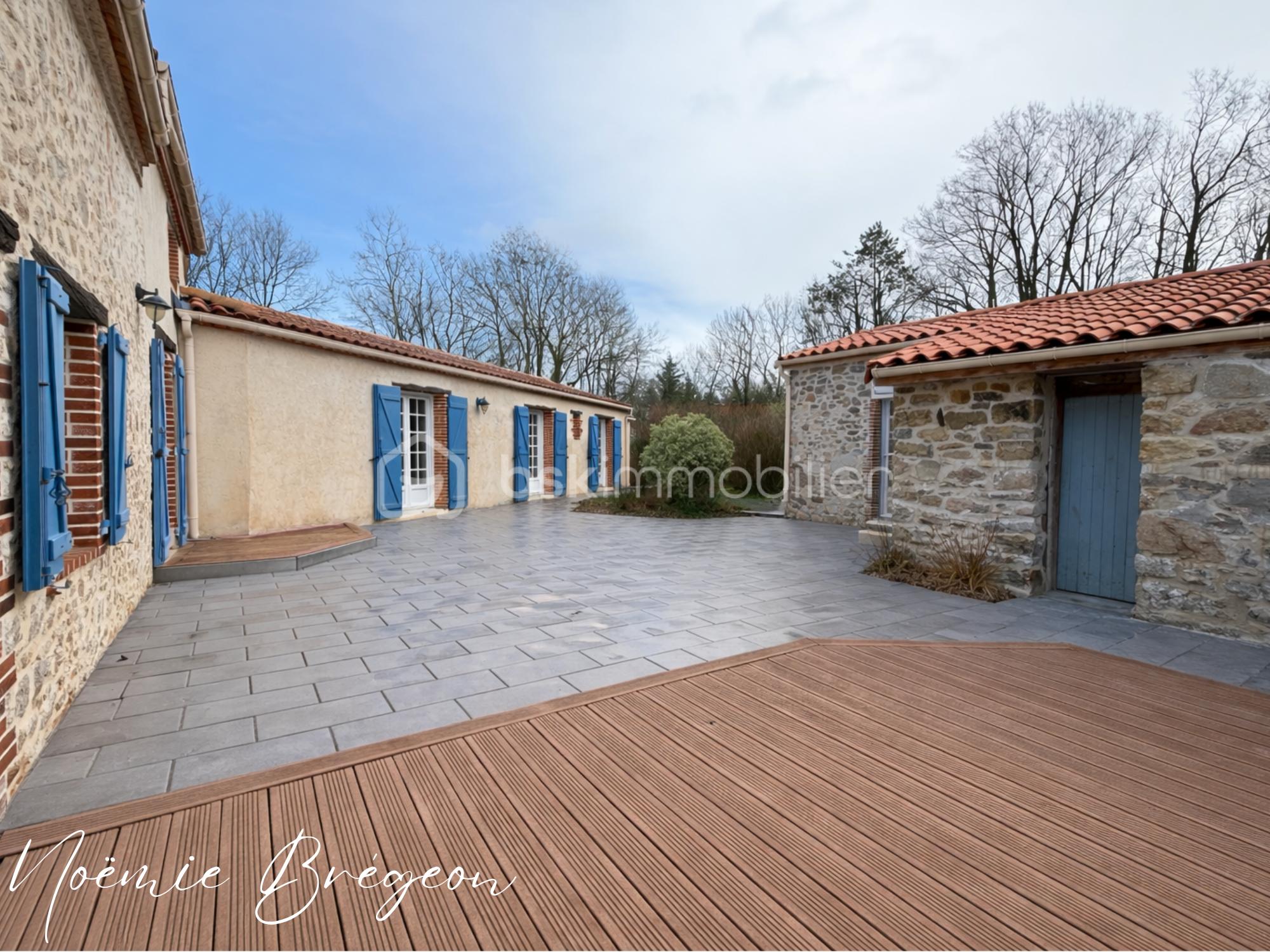 Maison en pierre de 153 m²
