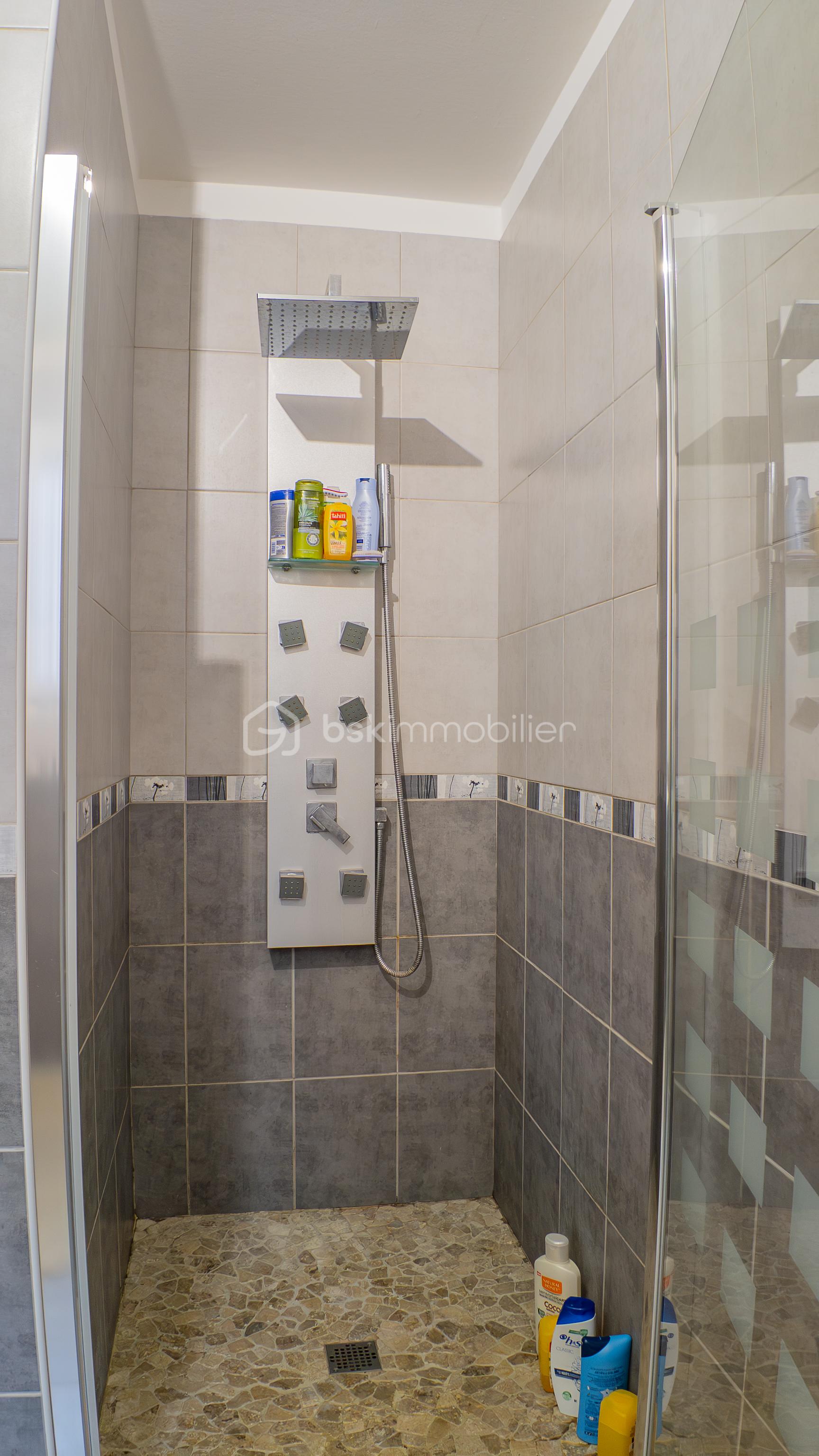 Maison contemporaine de 138 m² - 17 BSK-11.jpg