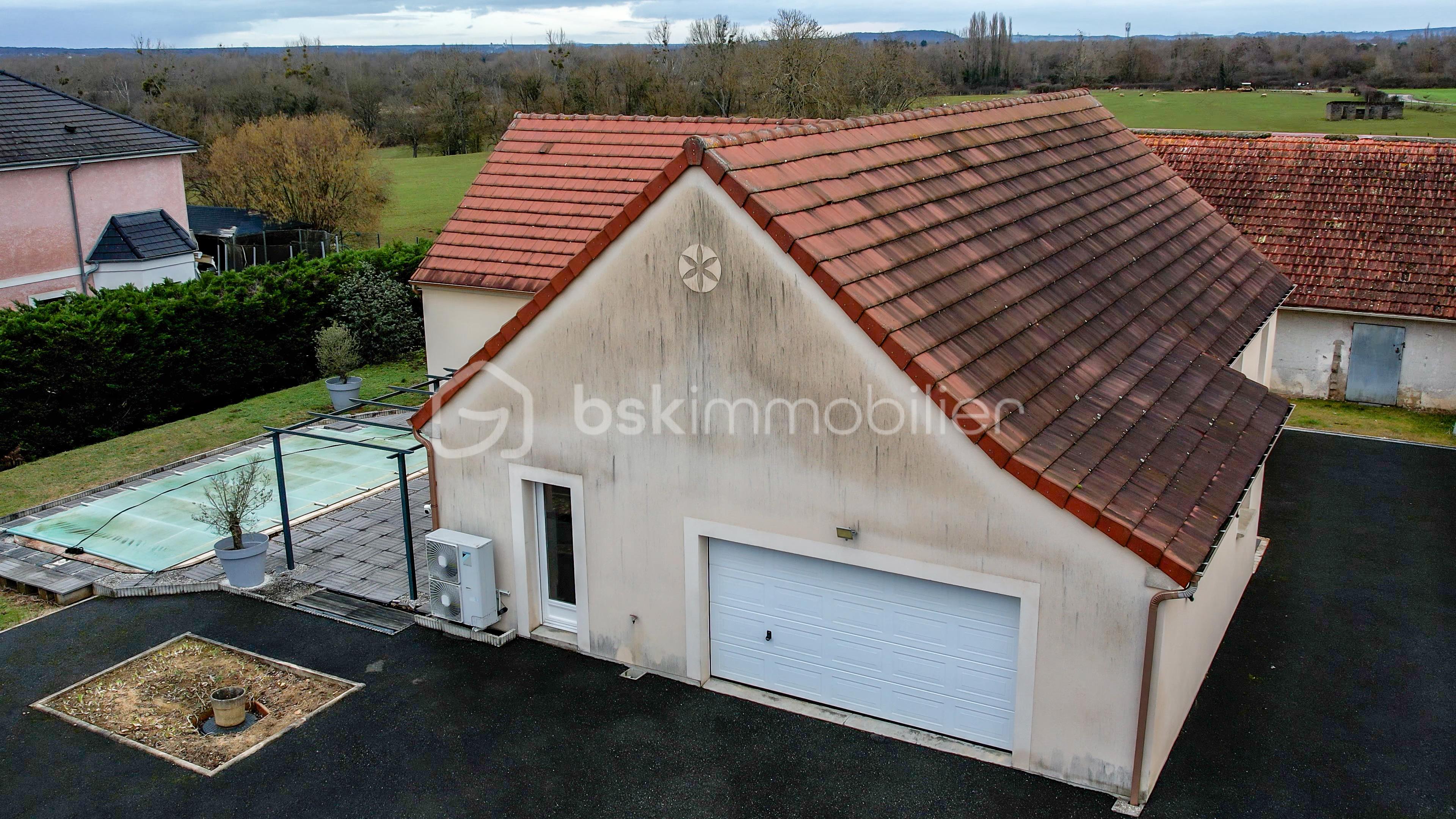 Maison contemporaine de 138 m² - 5 BSK-37.jpg