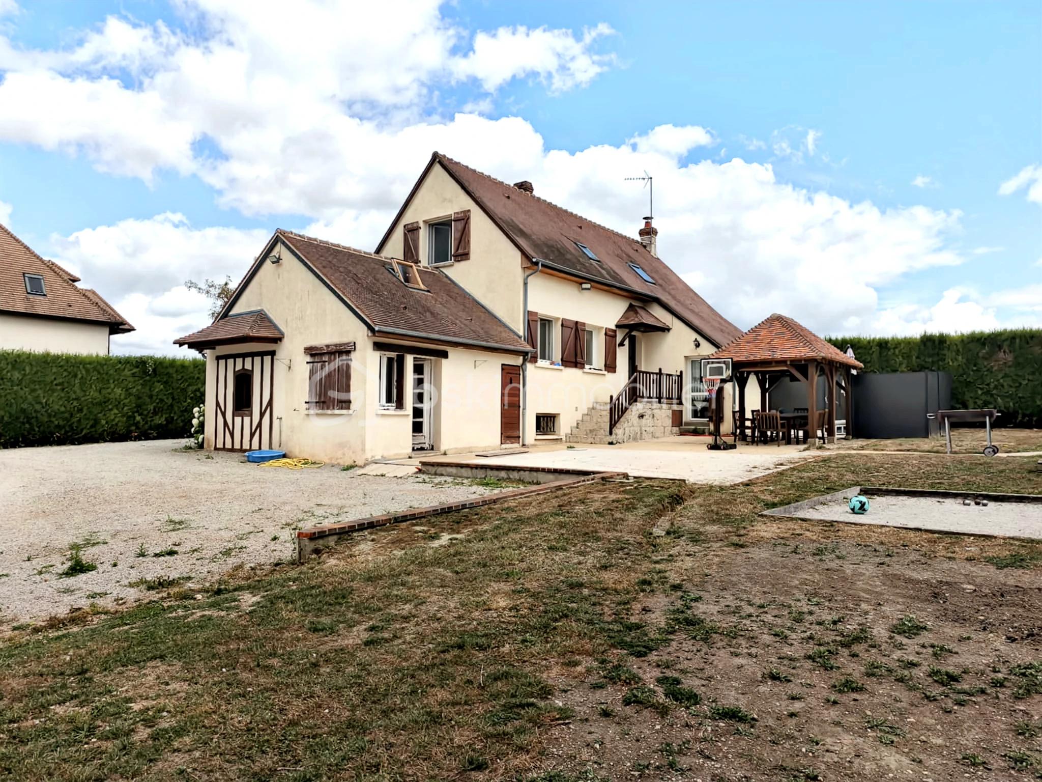 Maison traditionnelle de 137 m² - liloo-downloader2kLUKB