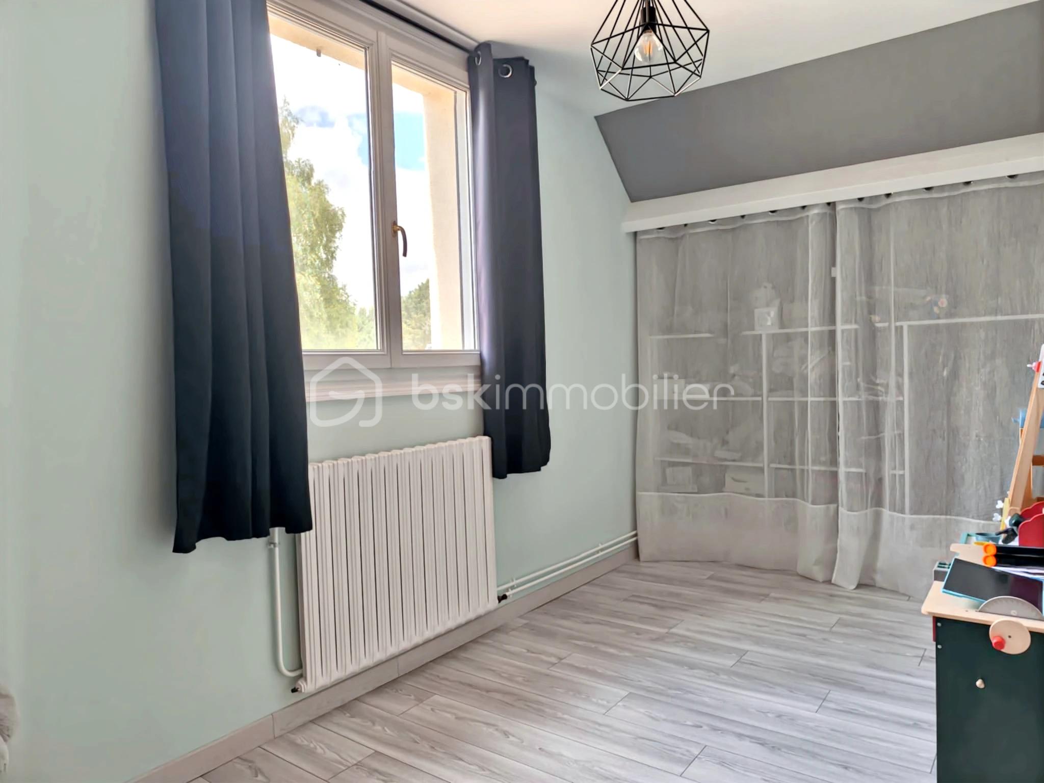 Maison traditionnelle de 137 m² - liloo-downloaderwXXhbu