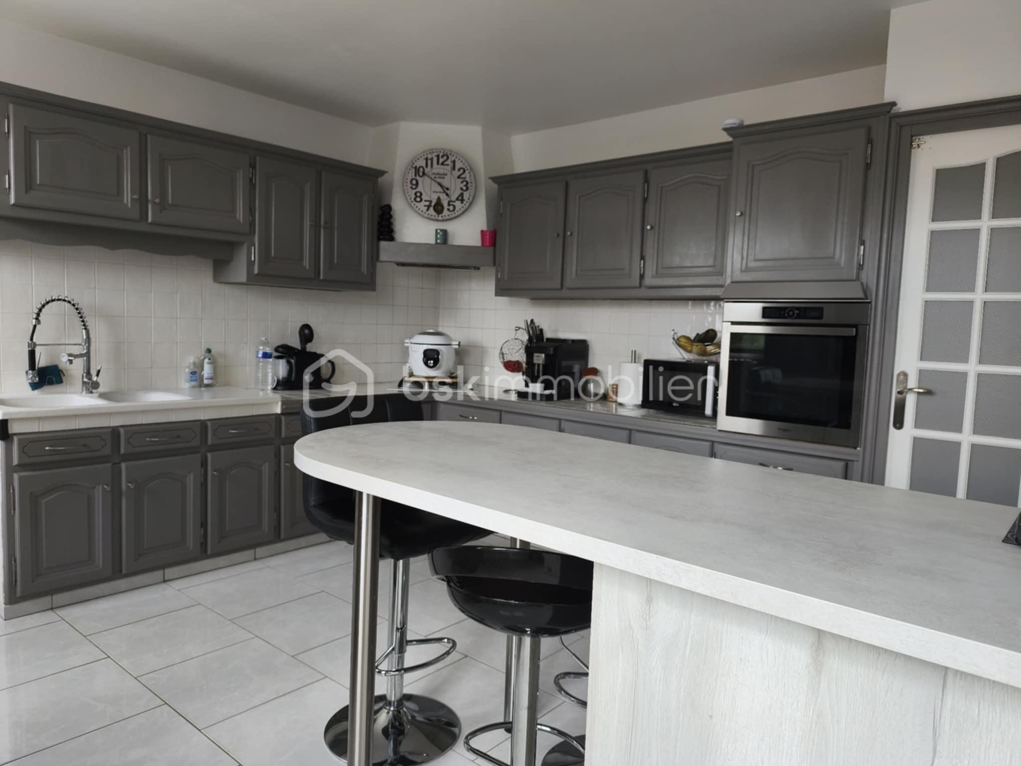 Maison traditionnelle de 137 m² - b564c0c0-fd91-4fc1-b682-b3e61fa0a32e.jpg