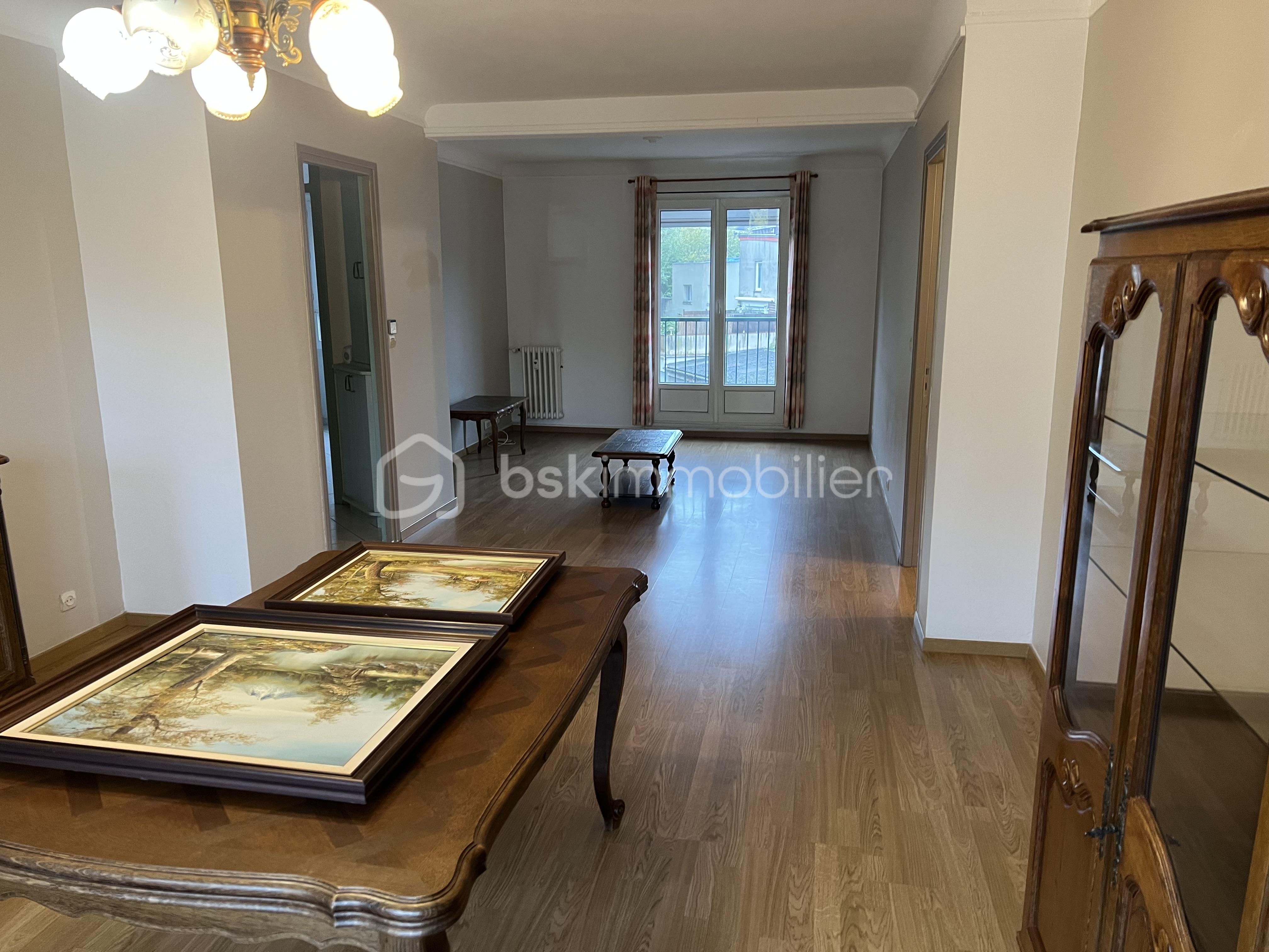 Appartement 3 pièces 81 m² · à Tourcoing · 81,2 m² · 136 000 €