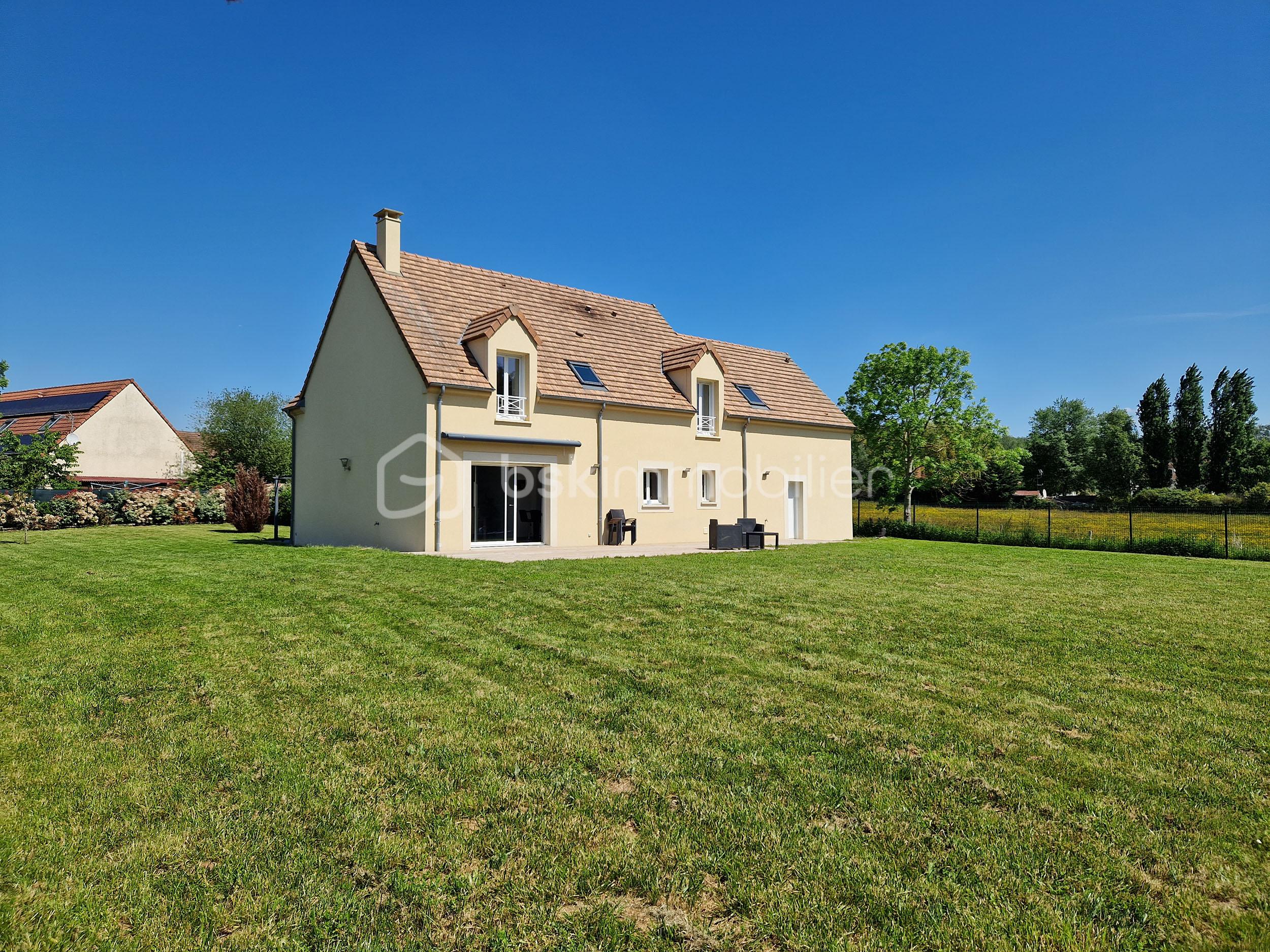 Maison de 170 m² - CELINE VAN DE WALLE BSK IMMOBILIER.jpg