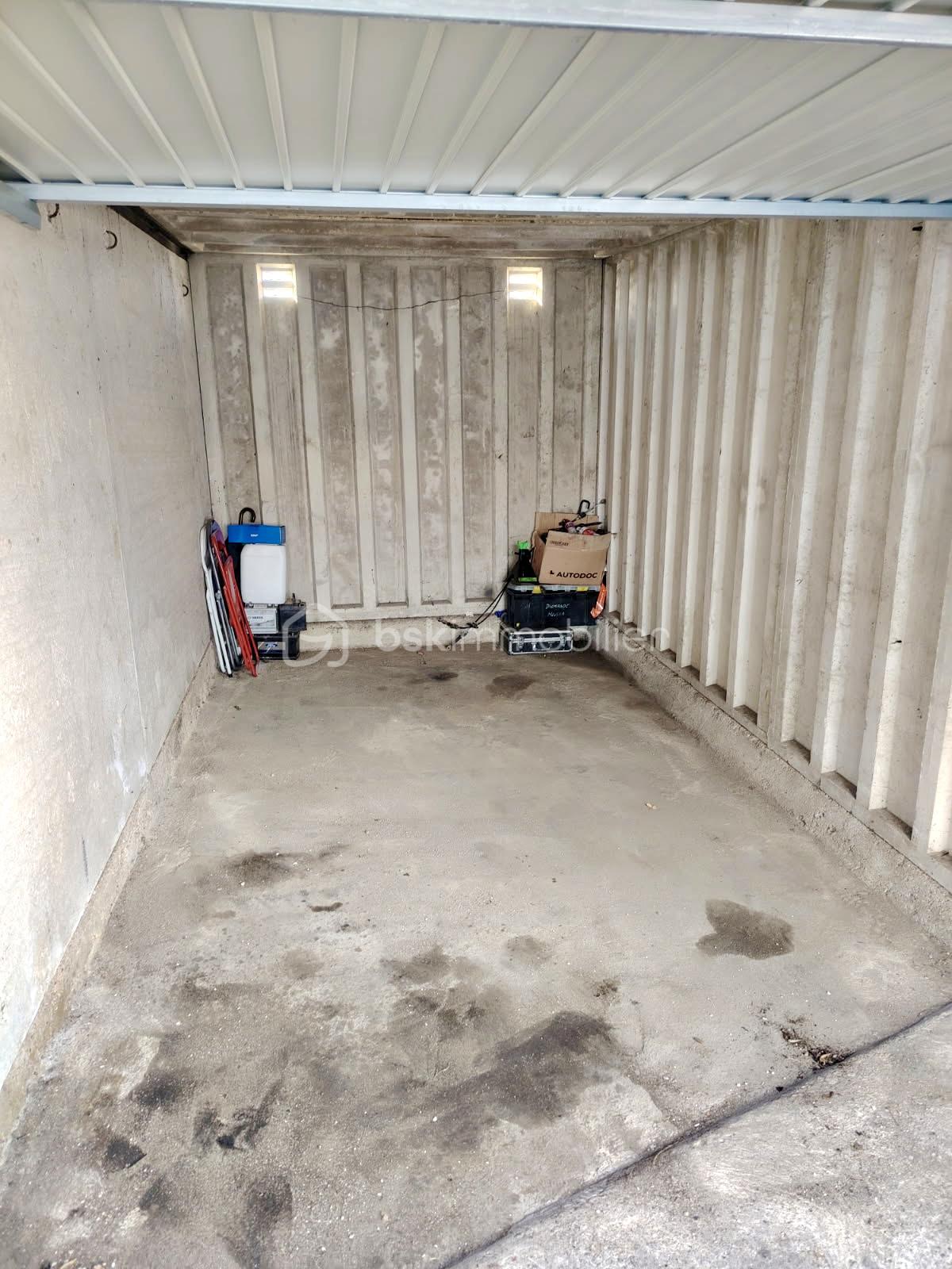 Parking de 14 m² - 1789501577030280216.jpeg