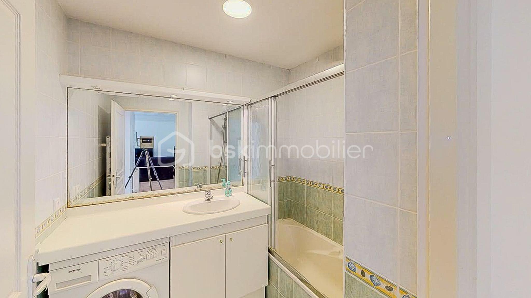 Appartement de 52 m² - sdb1.jpg