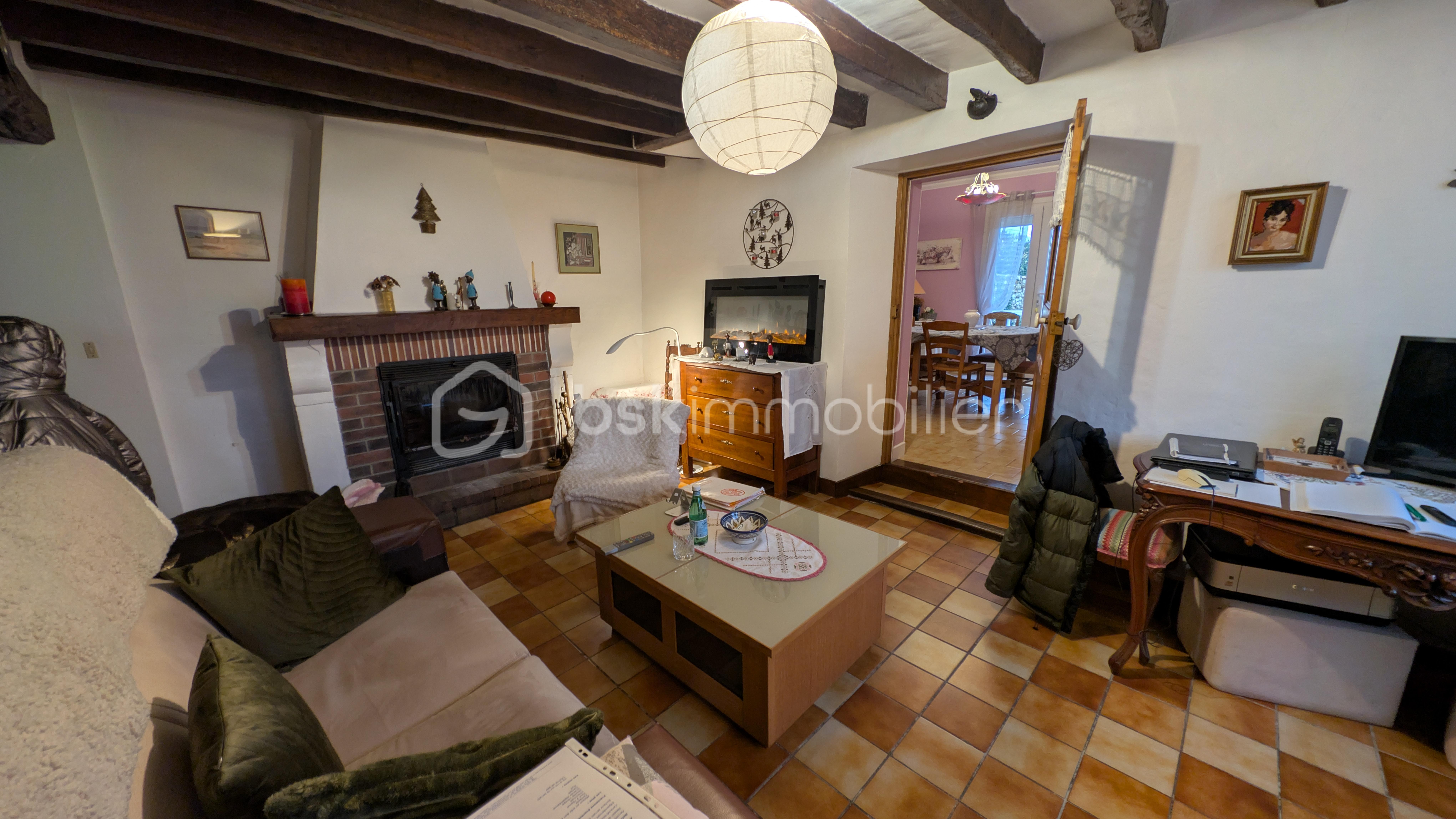 Maison ancienne de 95 m² - PXL_20251128_151117896.jpg