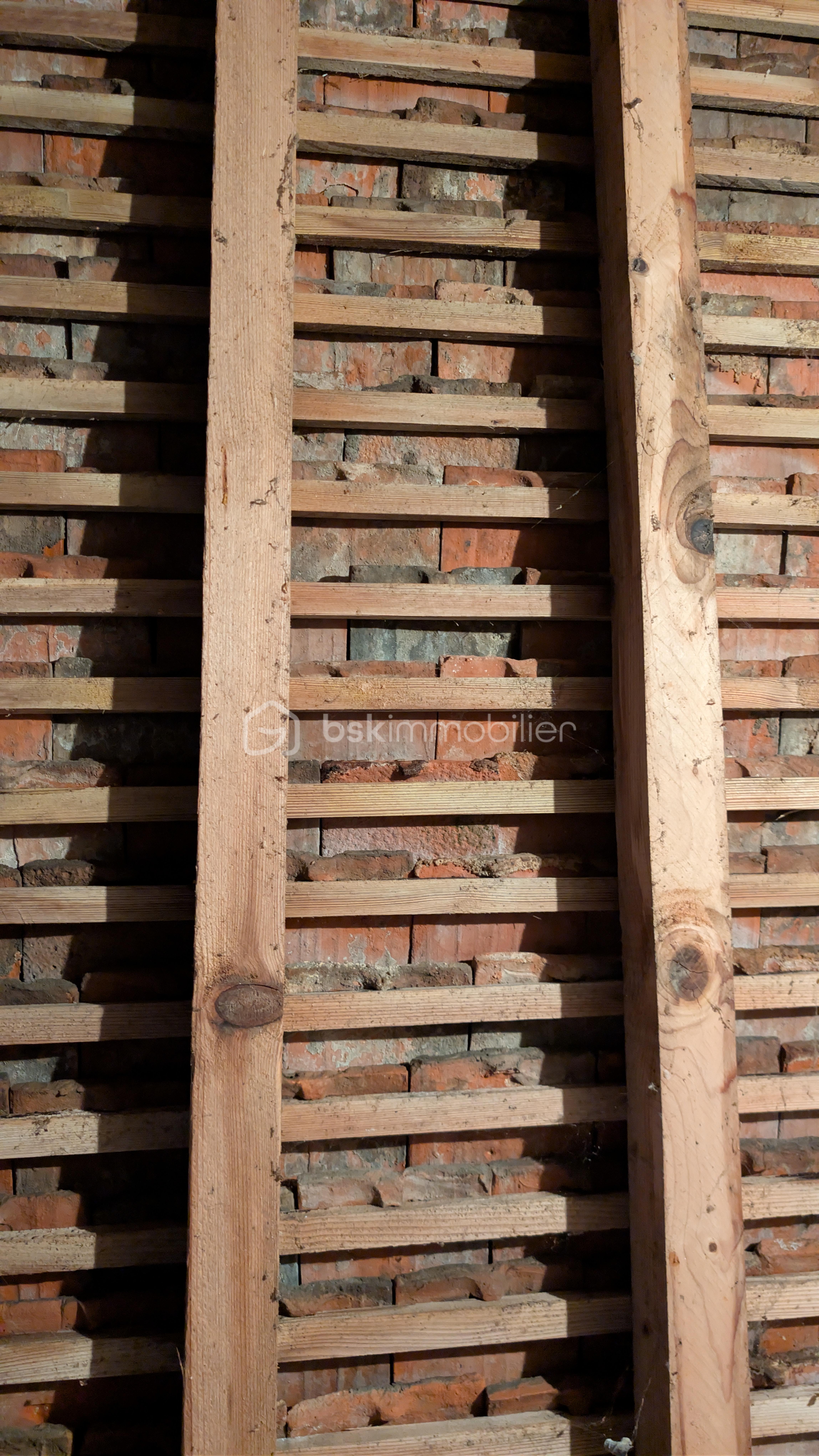 Maison ancienne de 95 m² - PXL_20251128_160323375.jpg