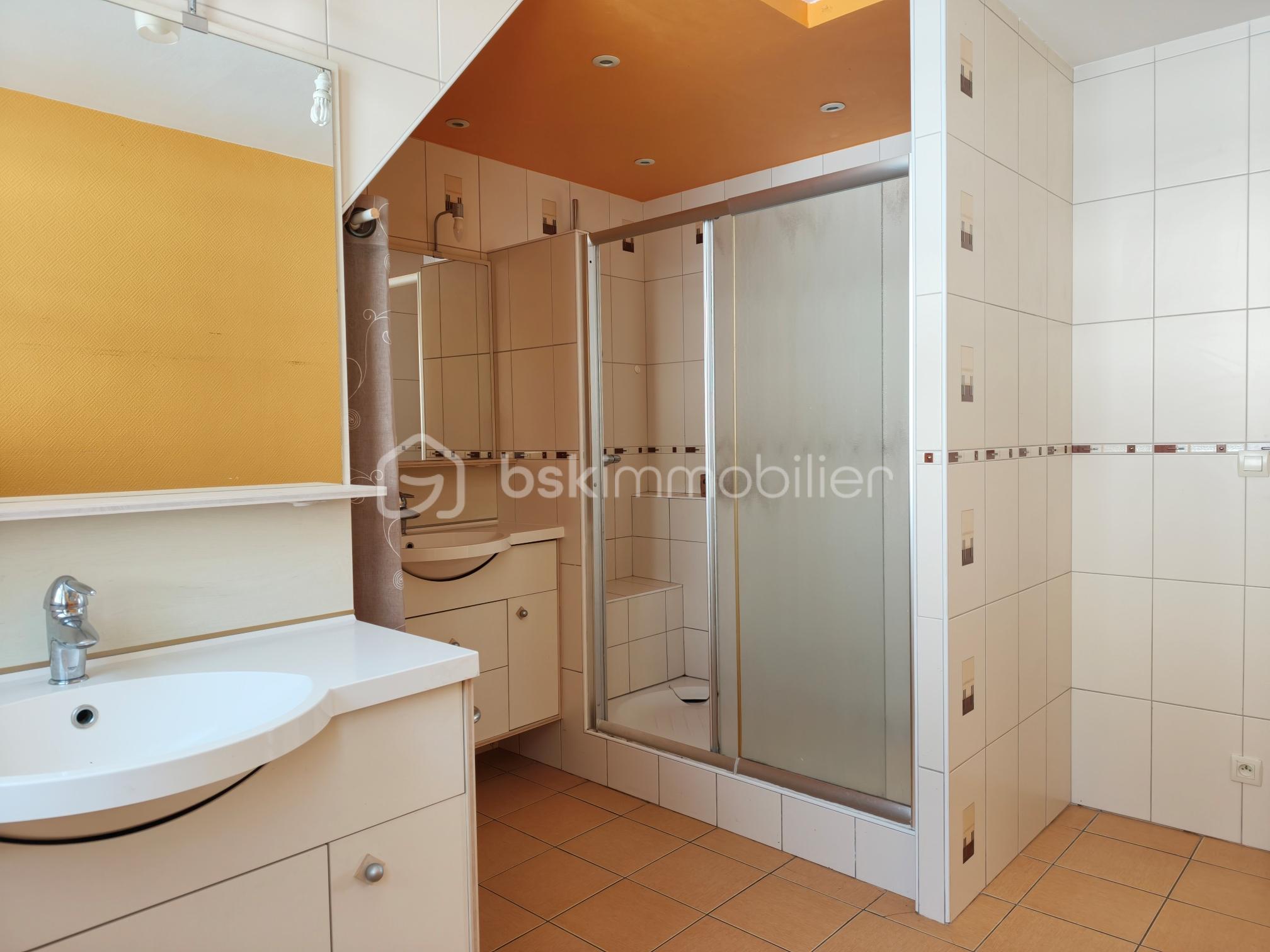 010926 - SALLE DO JAUNE.jpg
