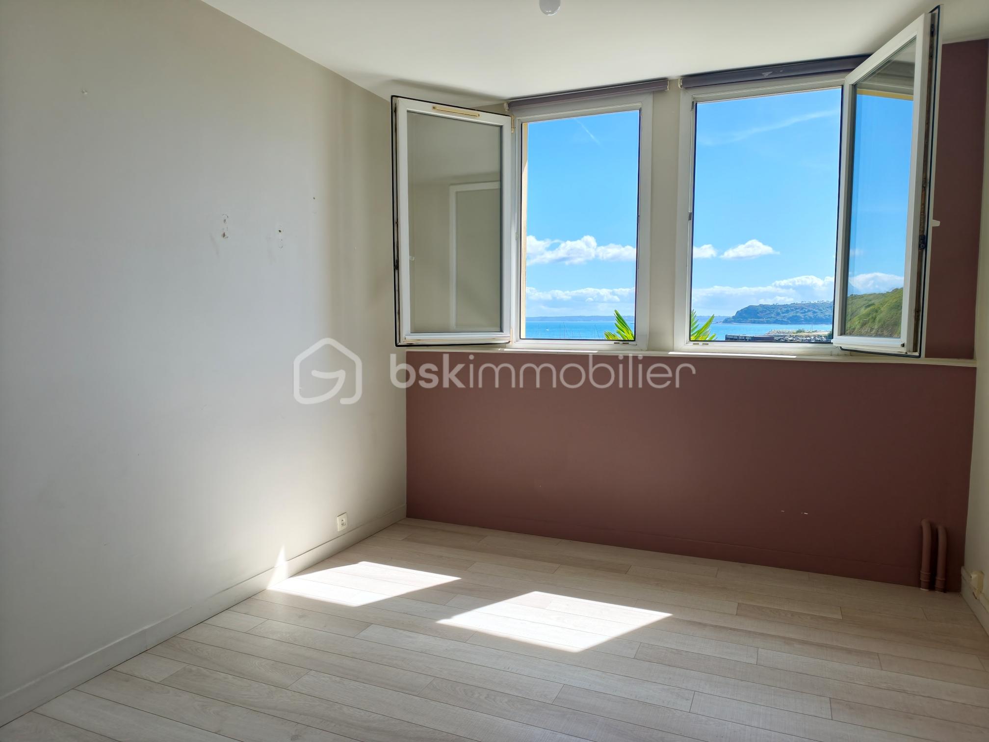 010926 - CHAMBRE MARRON.jpg