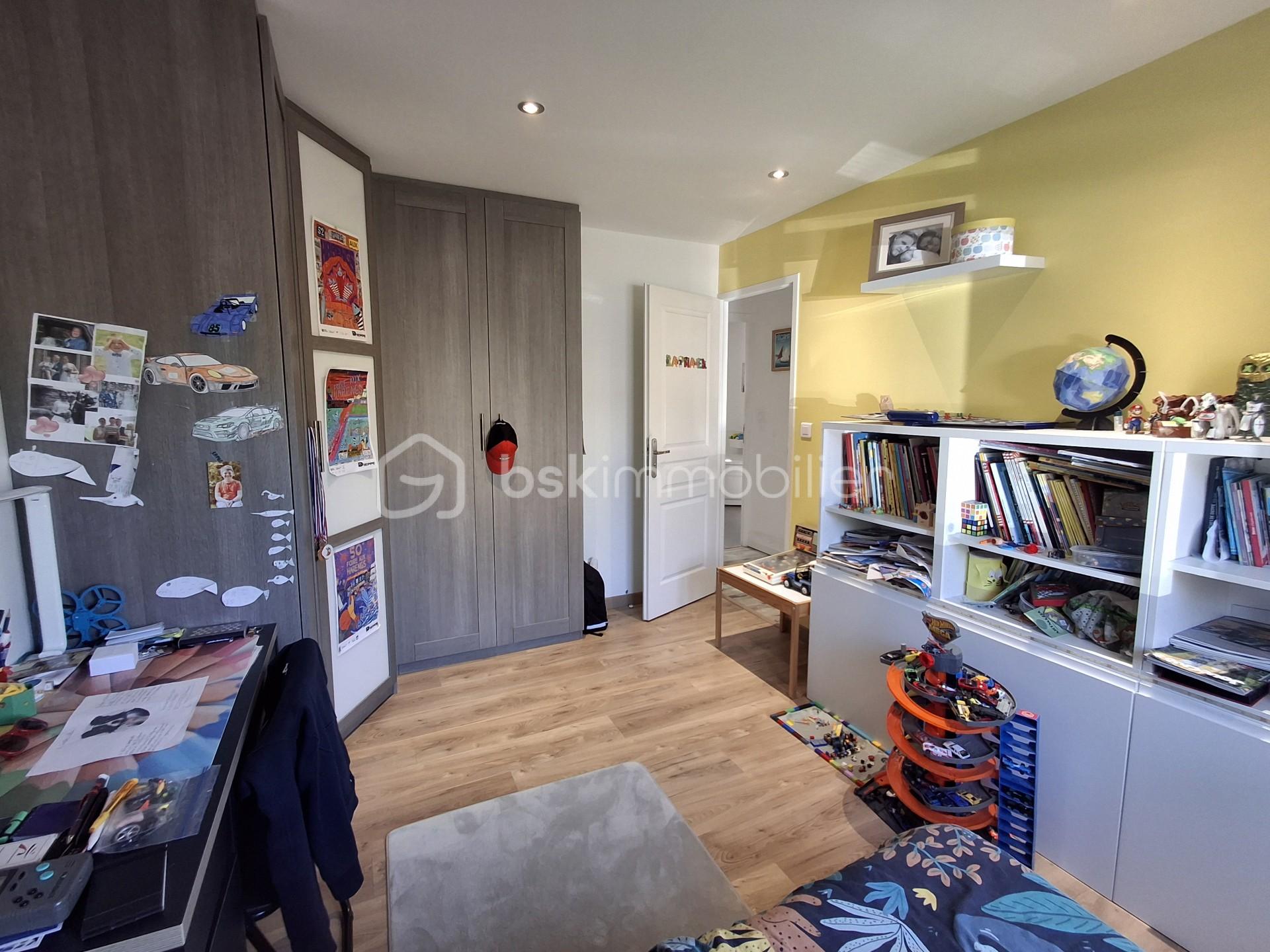 Maison de 100 m² - Chambre aîné paysage.jpg