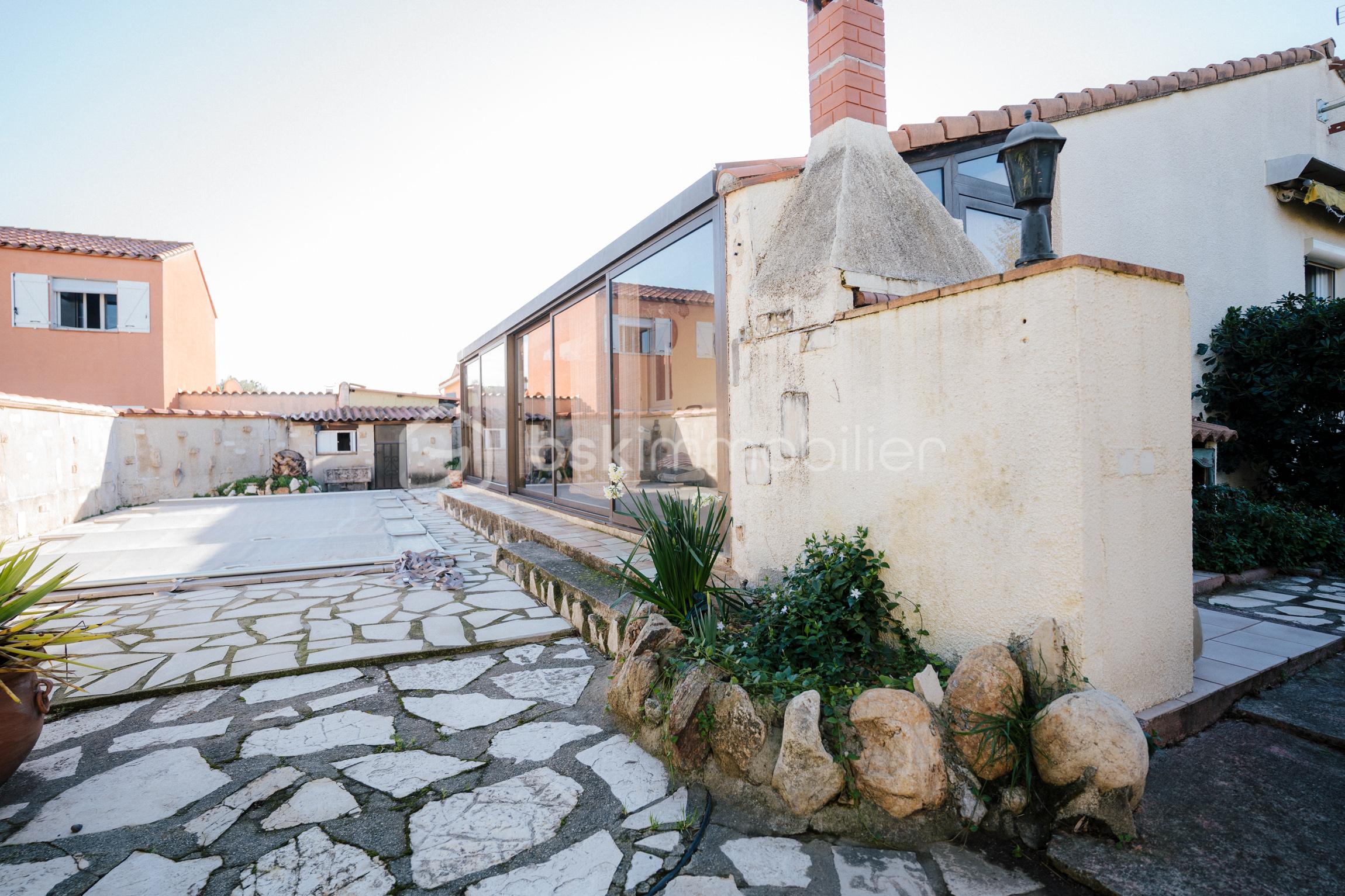 Maison traditionnelle de 97 m² - MAISON BAGES AVEC PISCINE-15.jpg