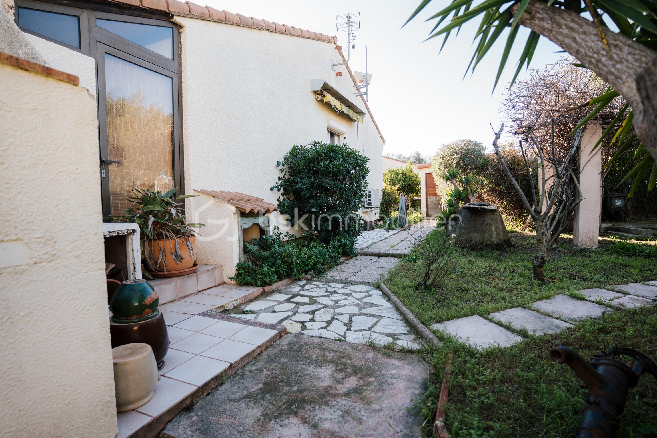 Maison traditionnelle de 97 m² - MAISON BAGES AVEC PISCINE-16.jpg