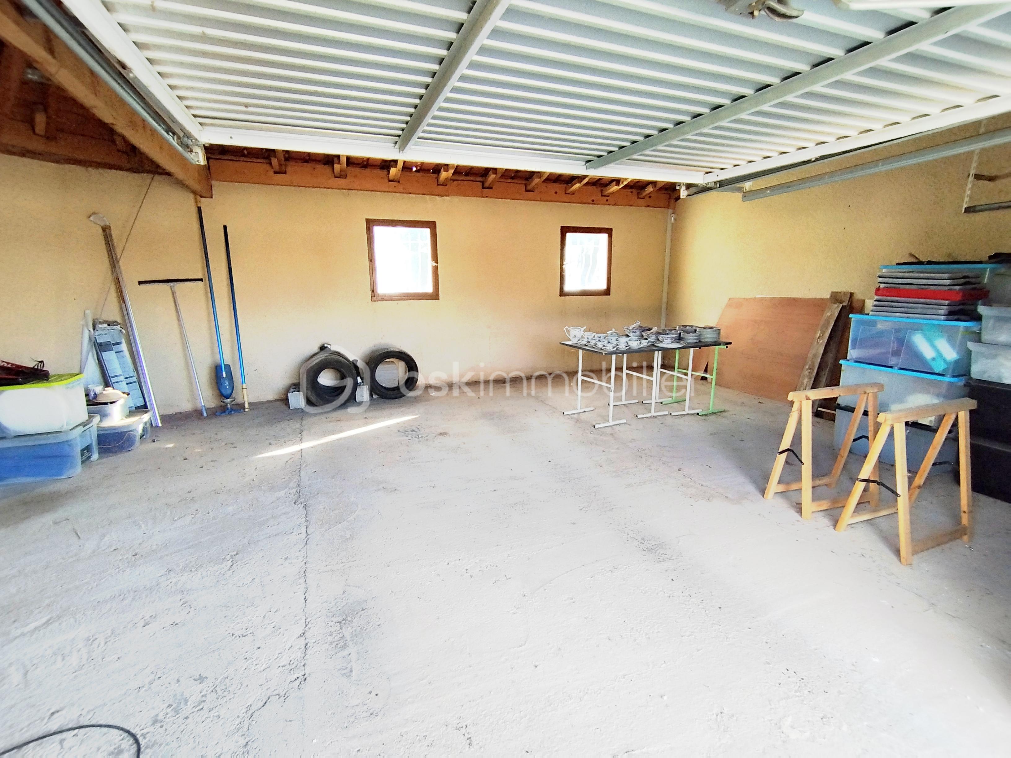 Maison de 255 m² - 1764584601014.jpg