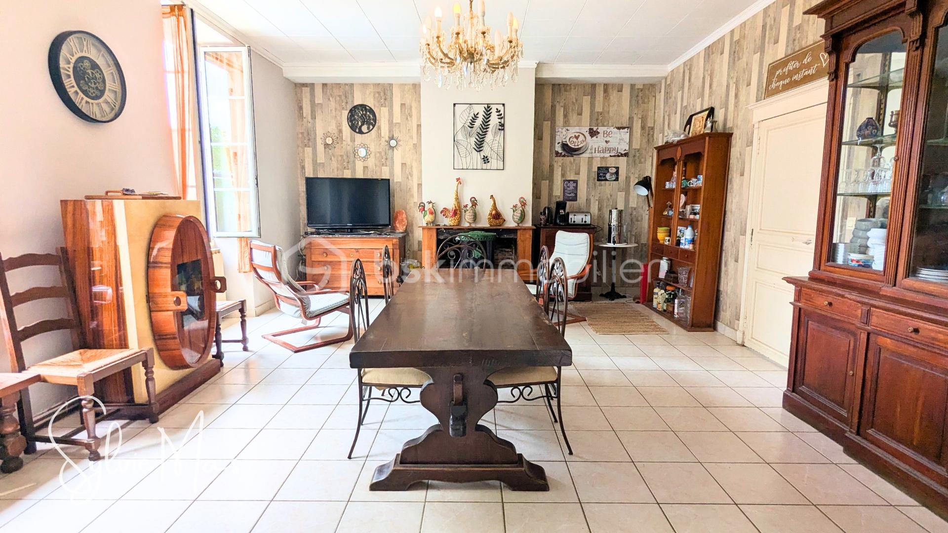 Maison de maitre de 264 m² - 10.jpg